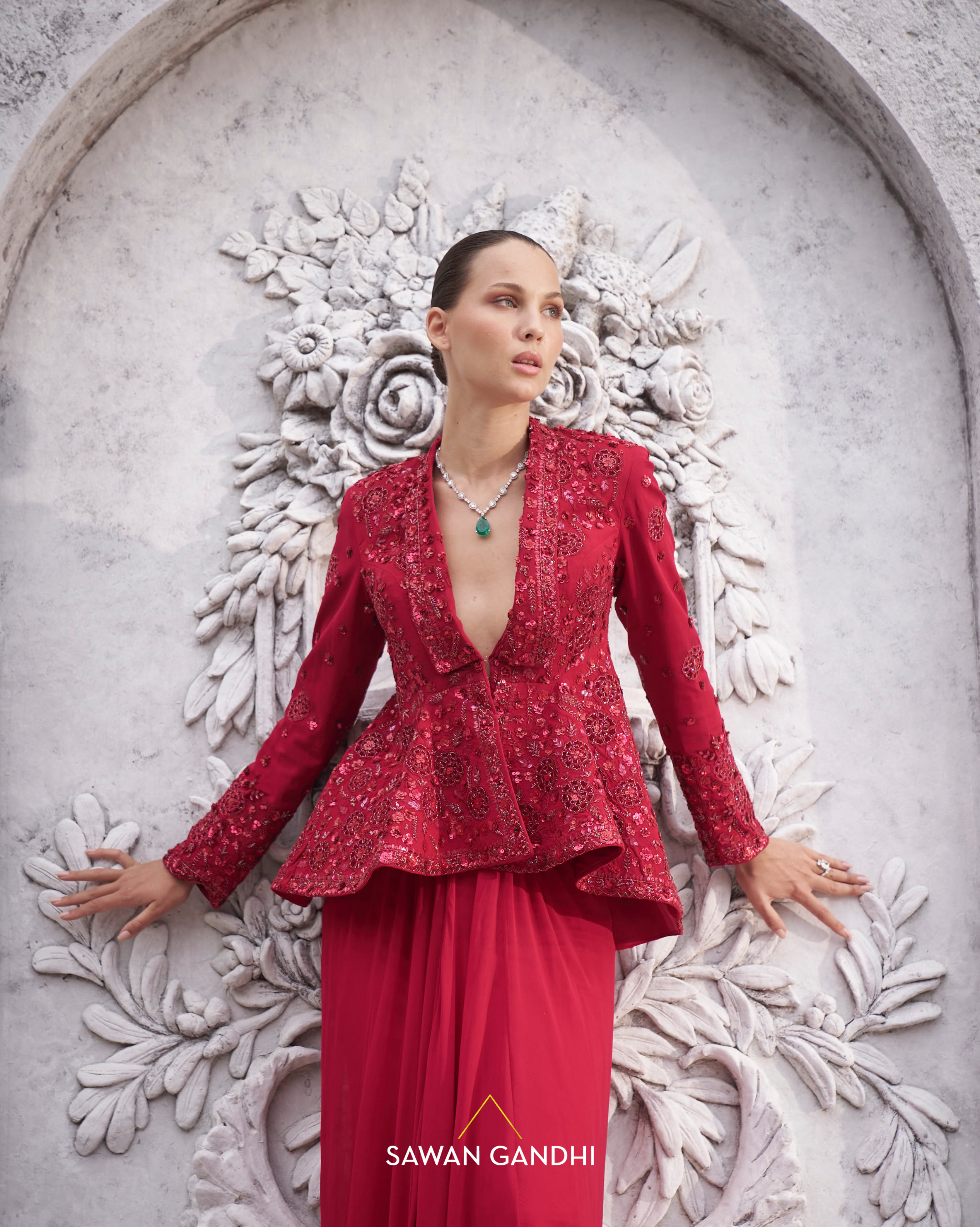 Red appliquŽ work peplum set