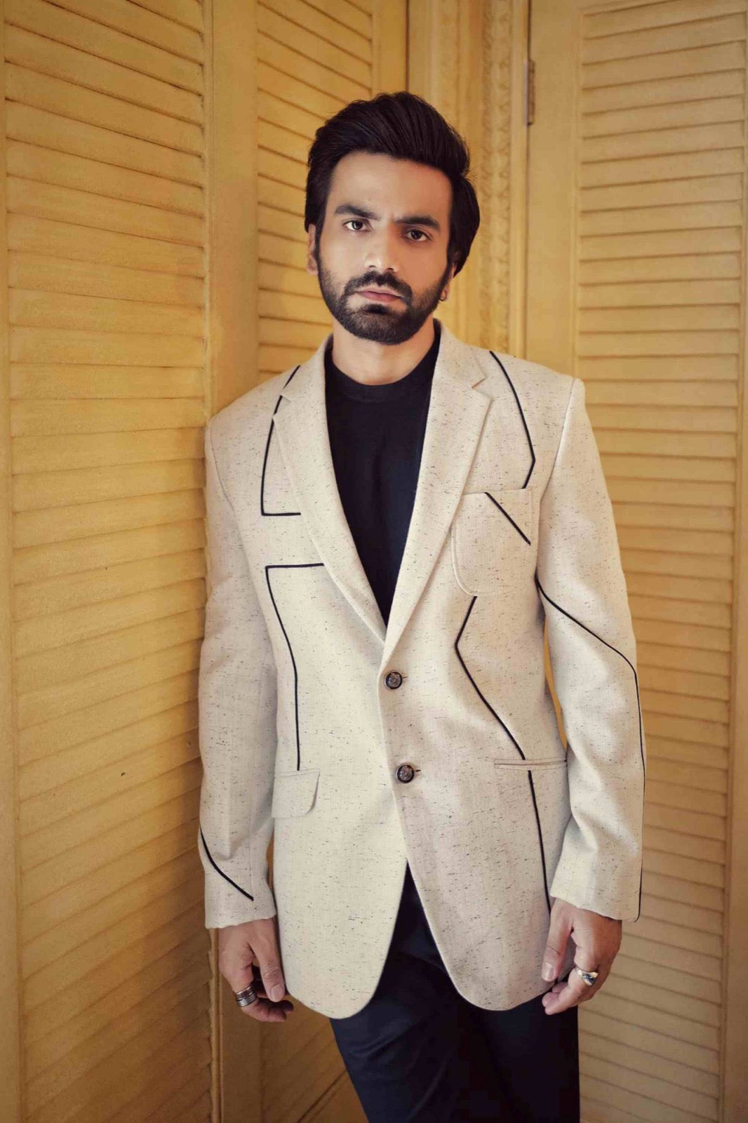 Off White Blazer With Contrast Piping