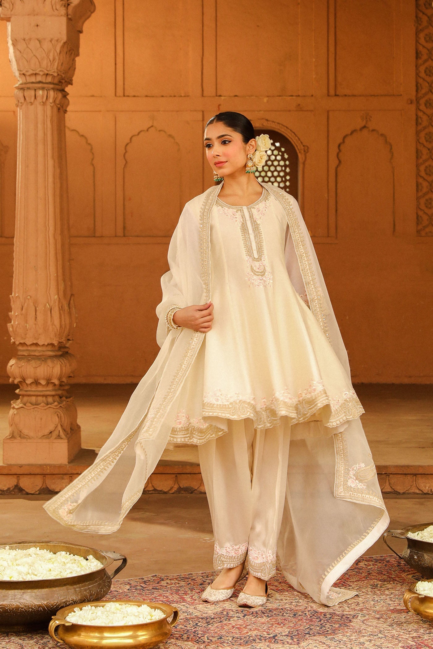 Sara Ali Khan V Neck Faria