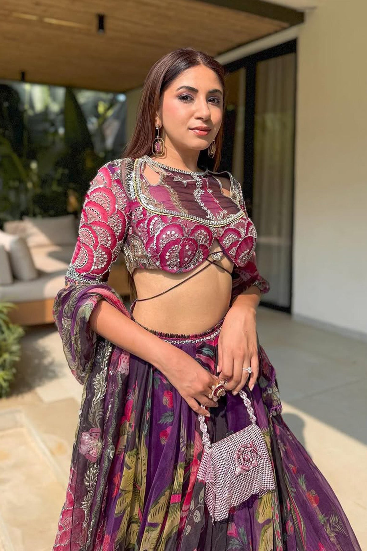 Ashna In Hadia
