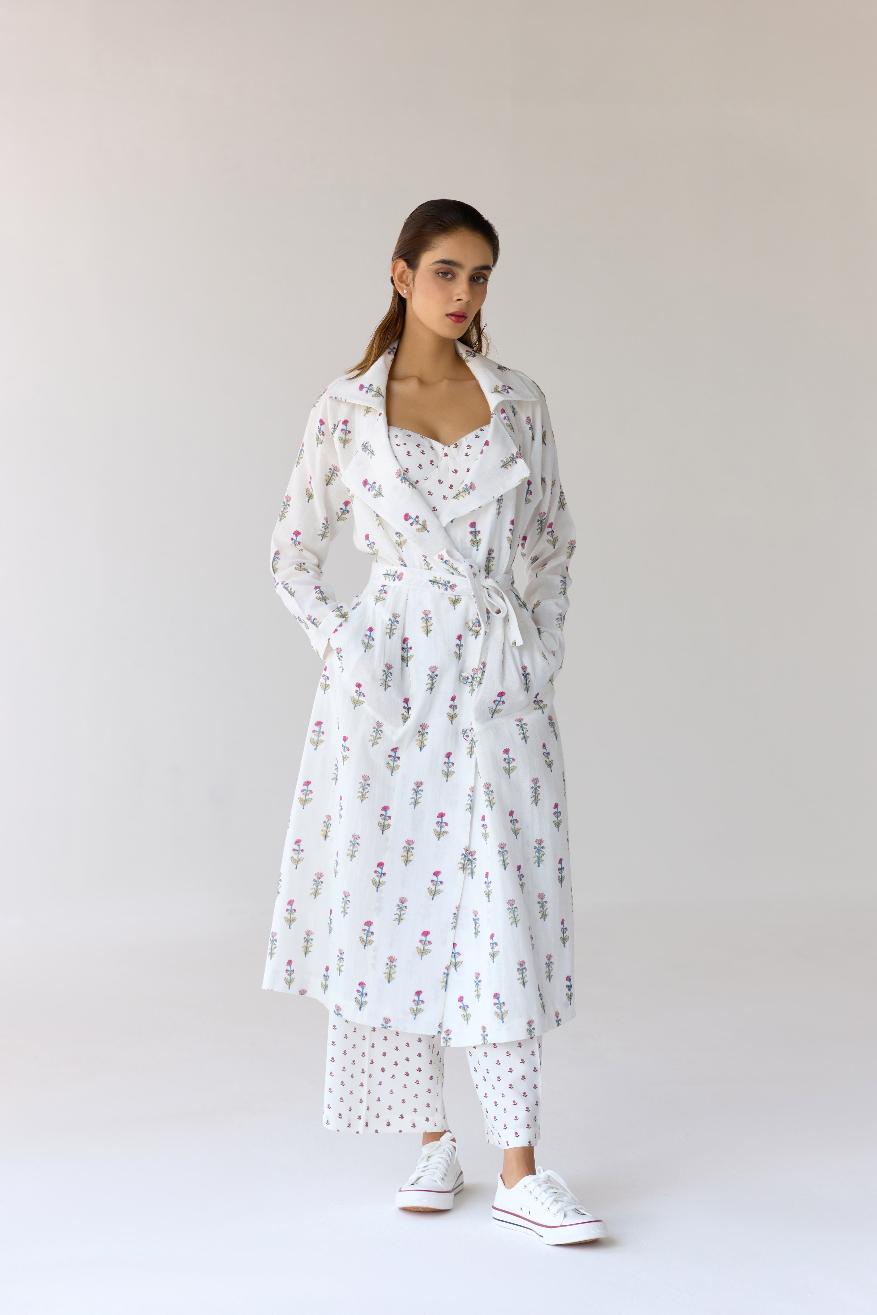 White Jacket Set - CNC206