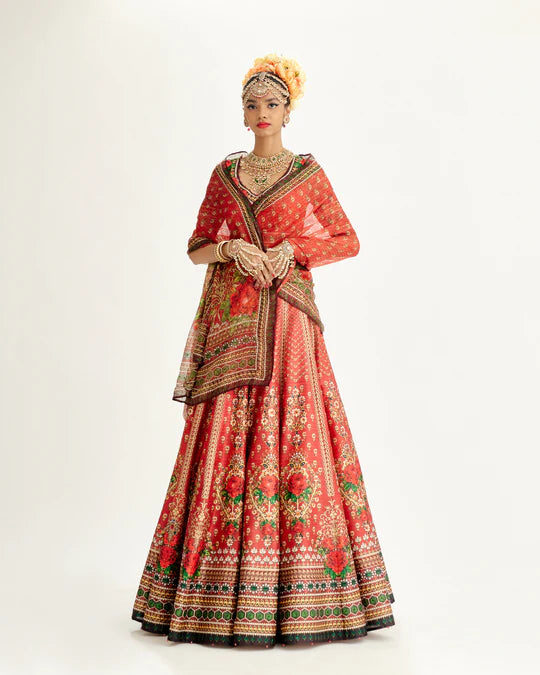 Pakeezah : Leela - Red