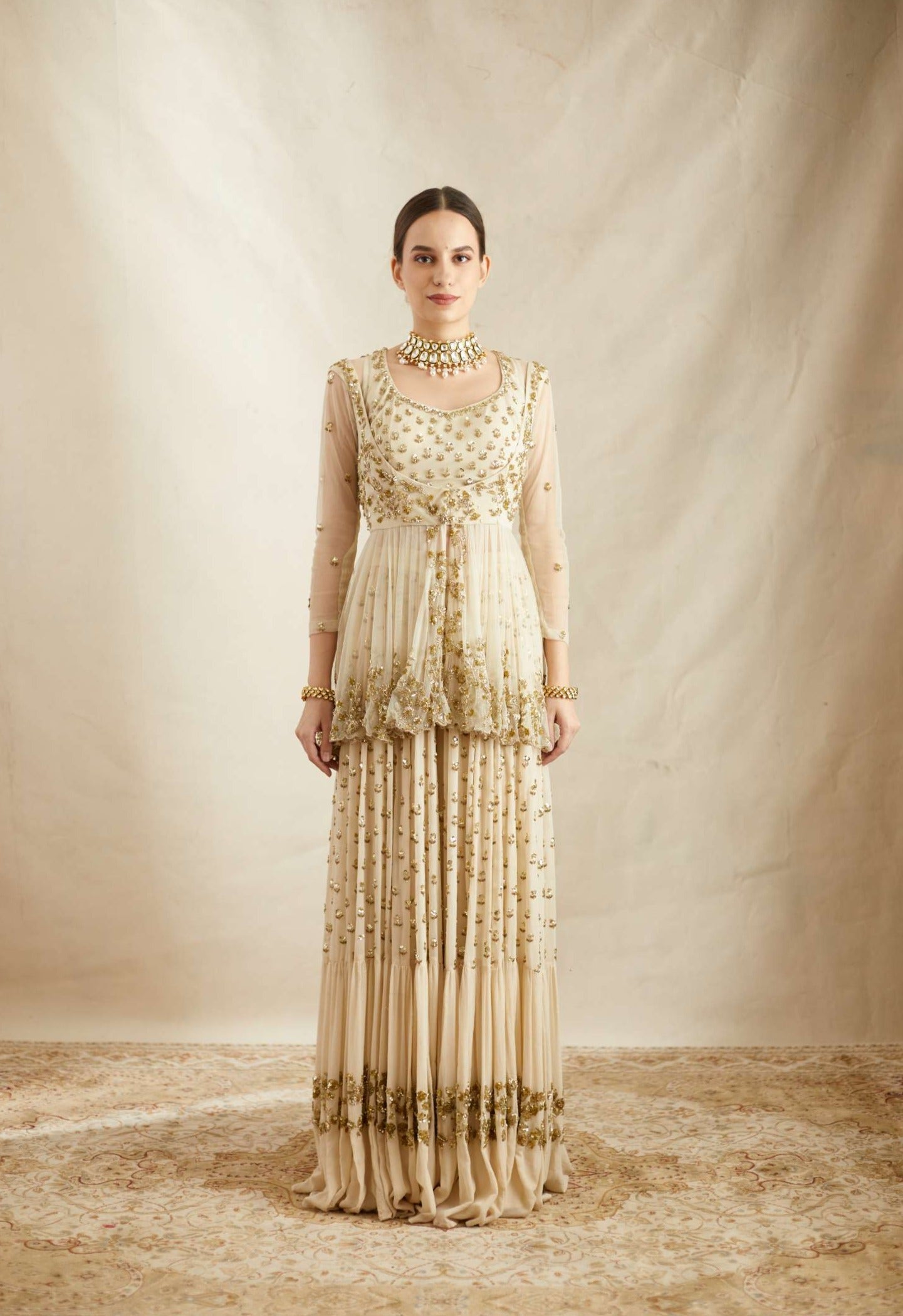 Off White Boot Peplum With Sharara
