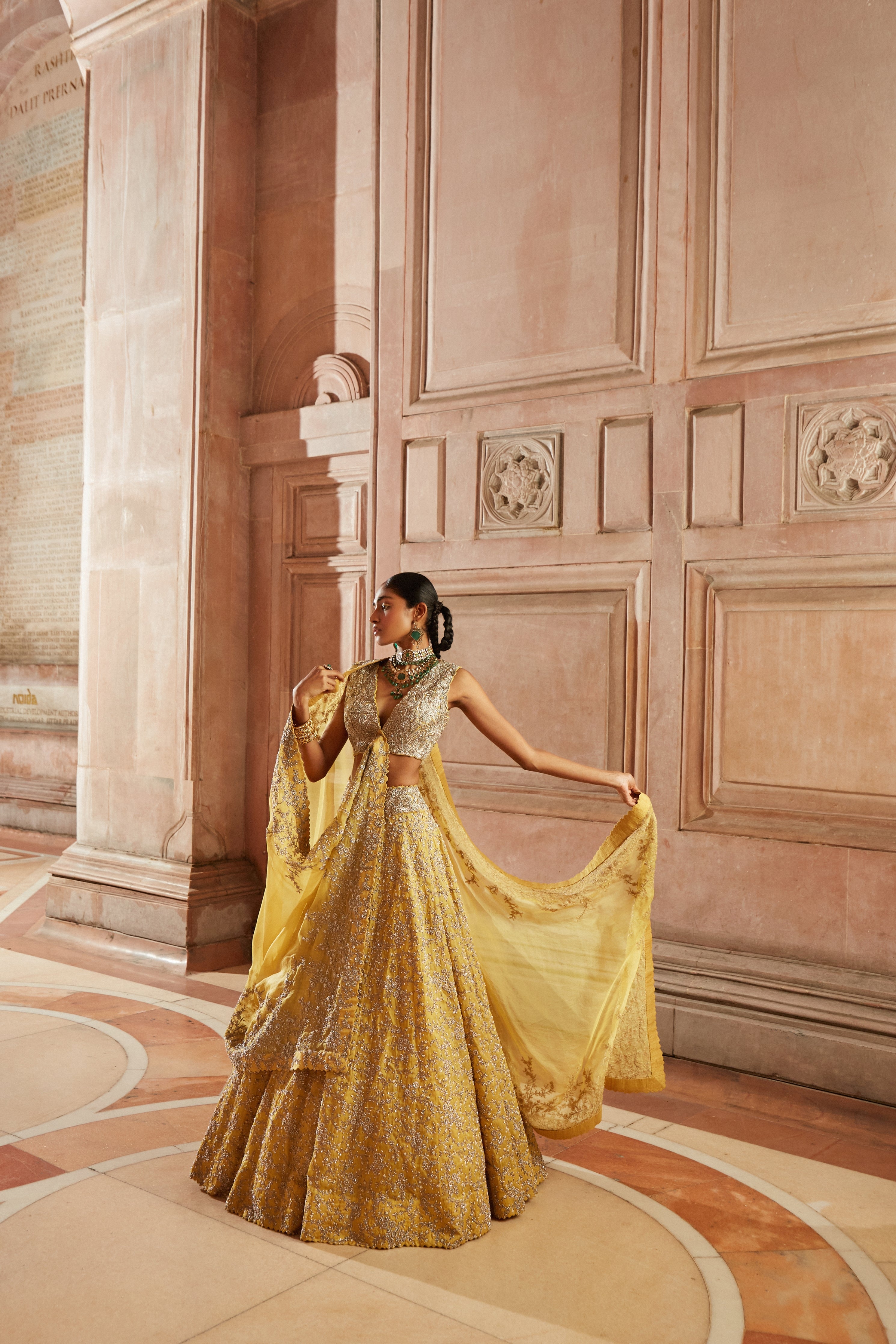 Taara Pearl Lehenga