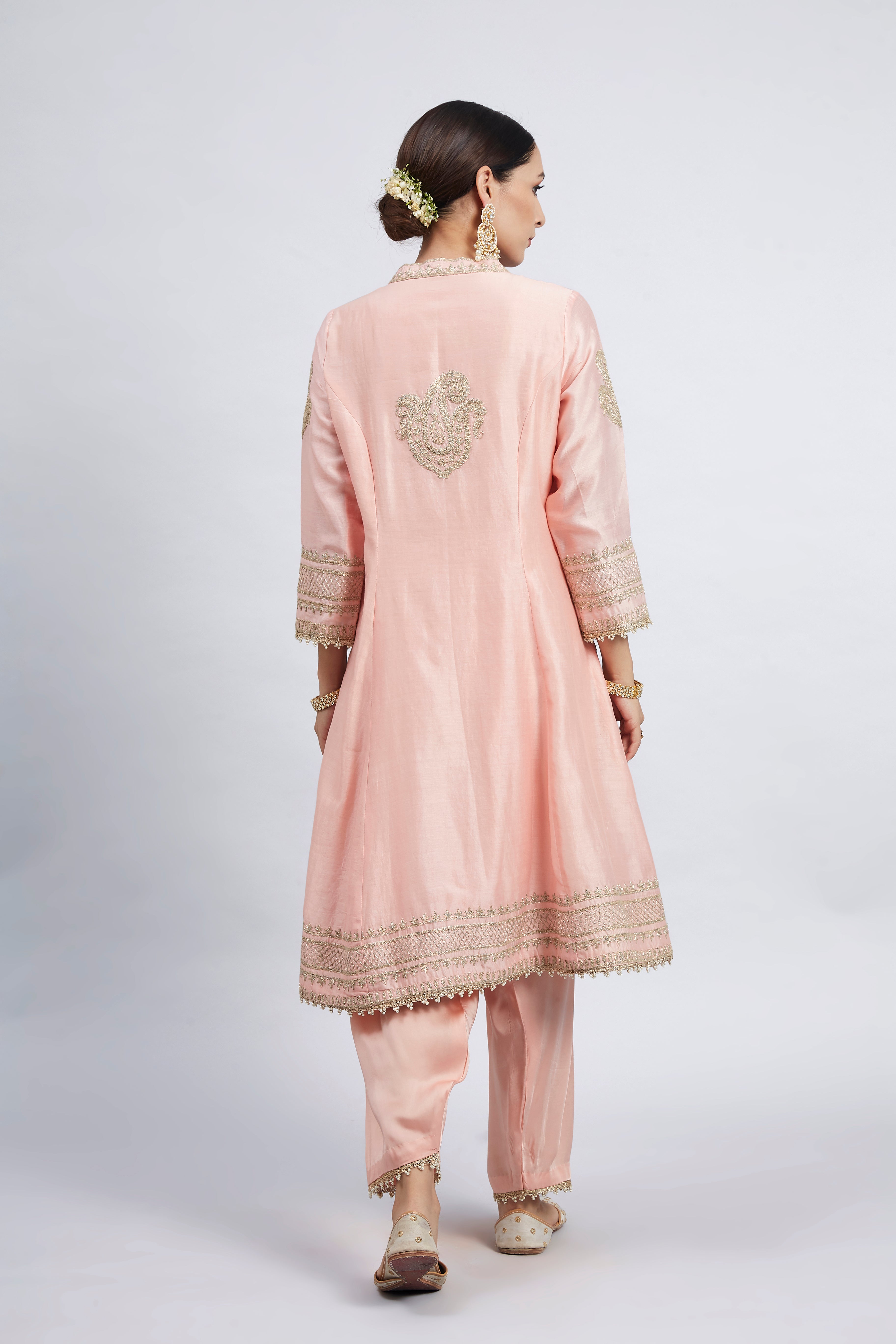 Naazira-Carnation Pink Embroidered Kurta Set (LXRTS)