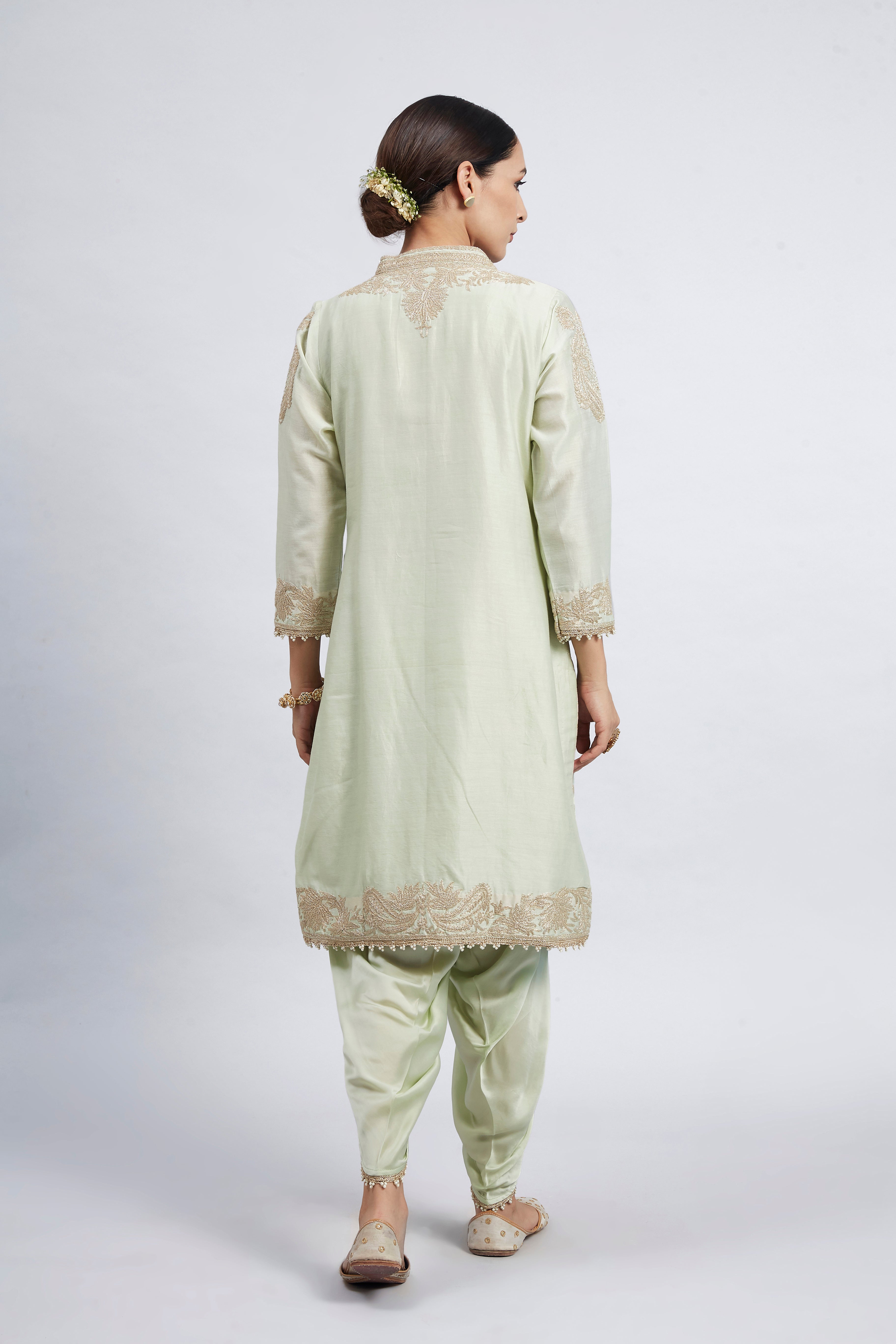 Aabish- Mint Green Tilla Embroidered Kurta Set (LXRTS)