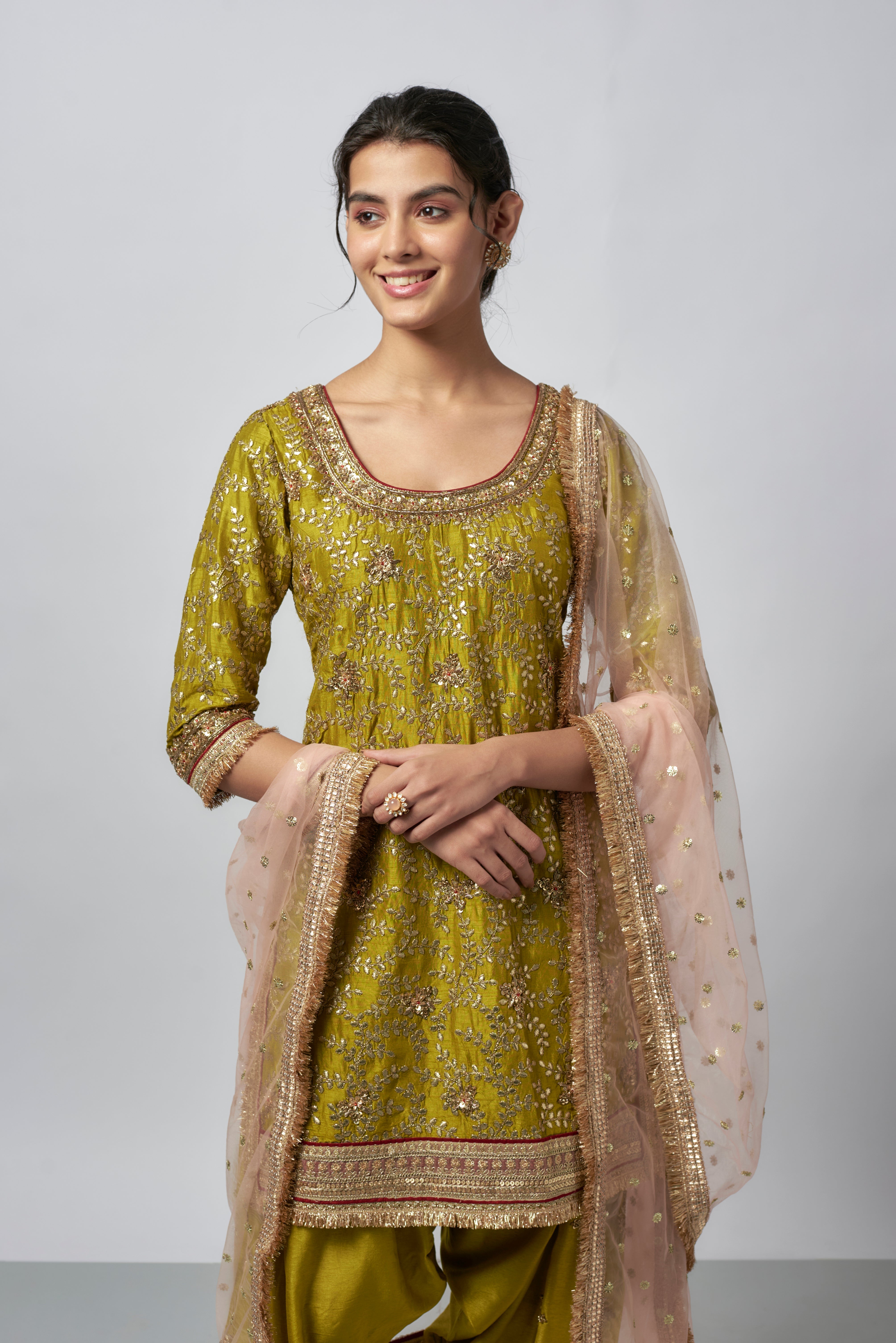 Surbhi Jyoti in  Surbhi Salwar Set