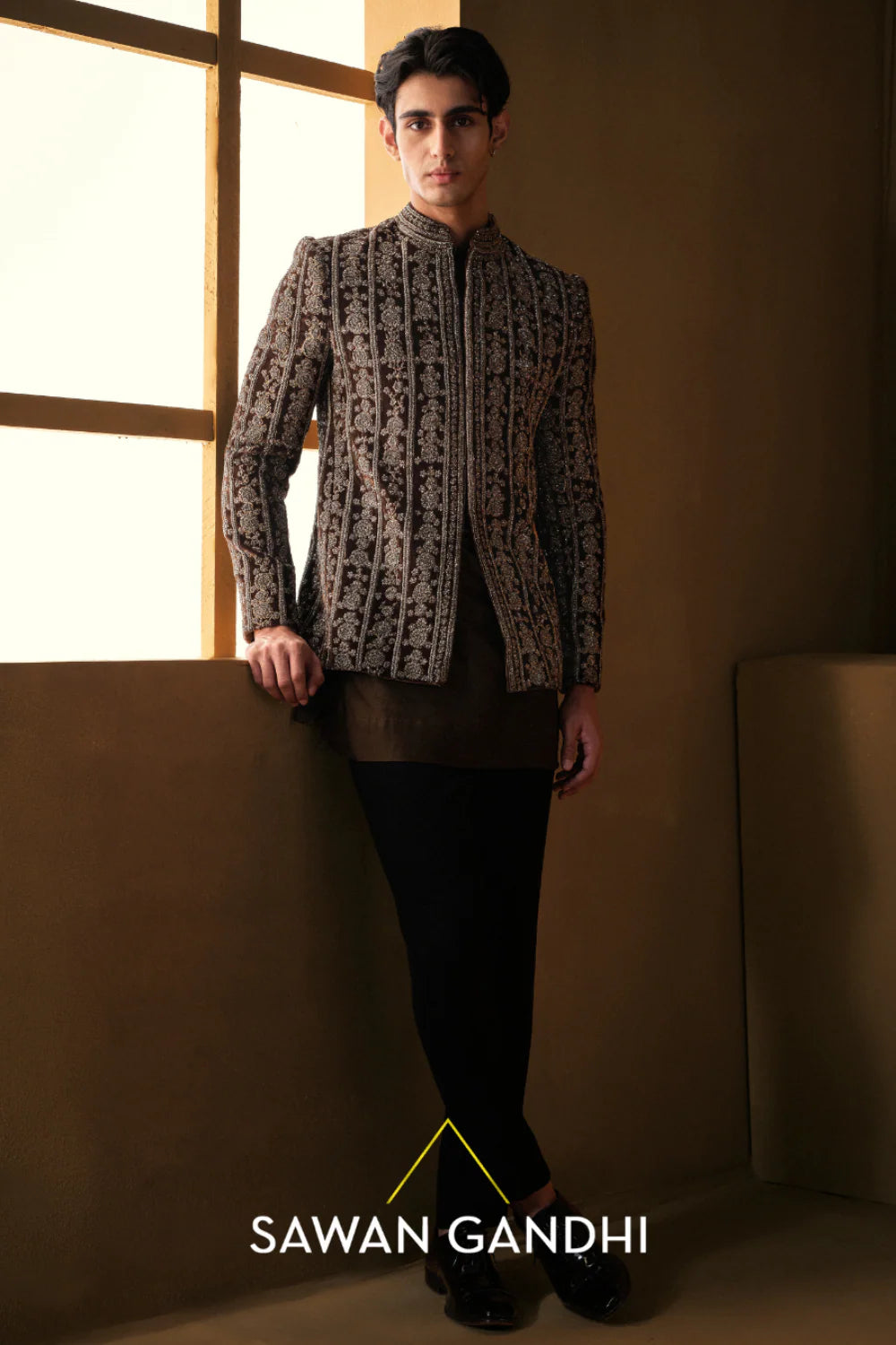 BROWN EMBROIDERED BANDHGALA