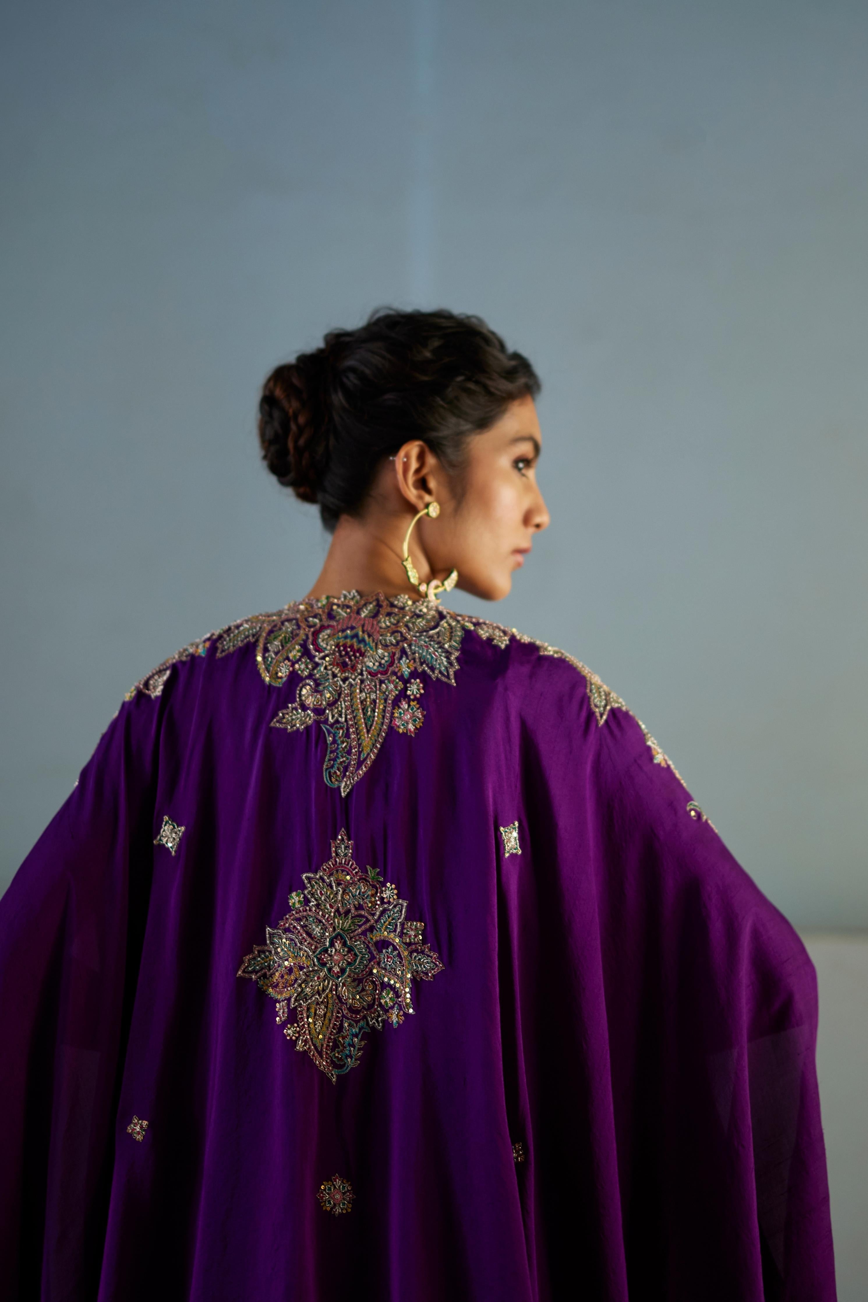 Juhi Cape Set