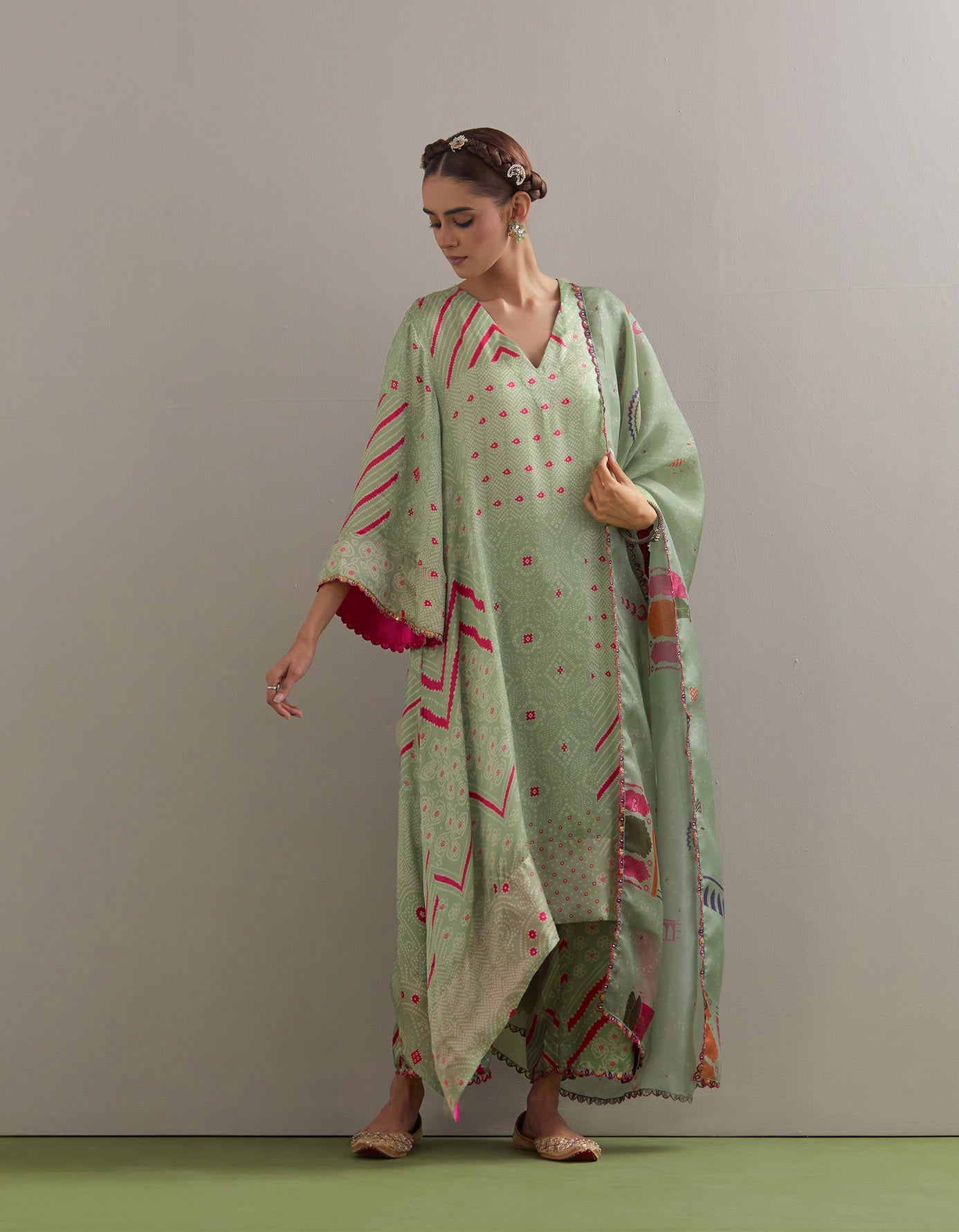 Kaftaan Kurta Set