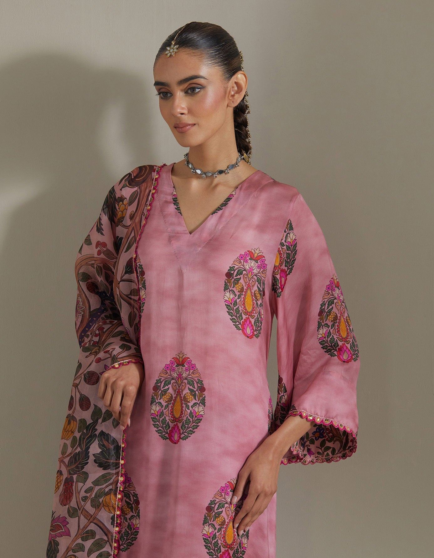 Kaftaan Kurta Set