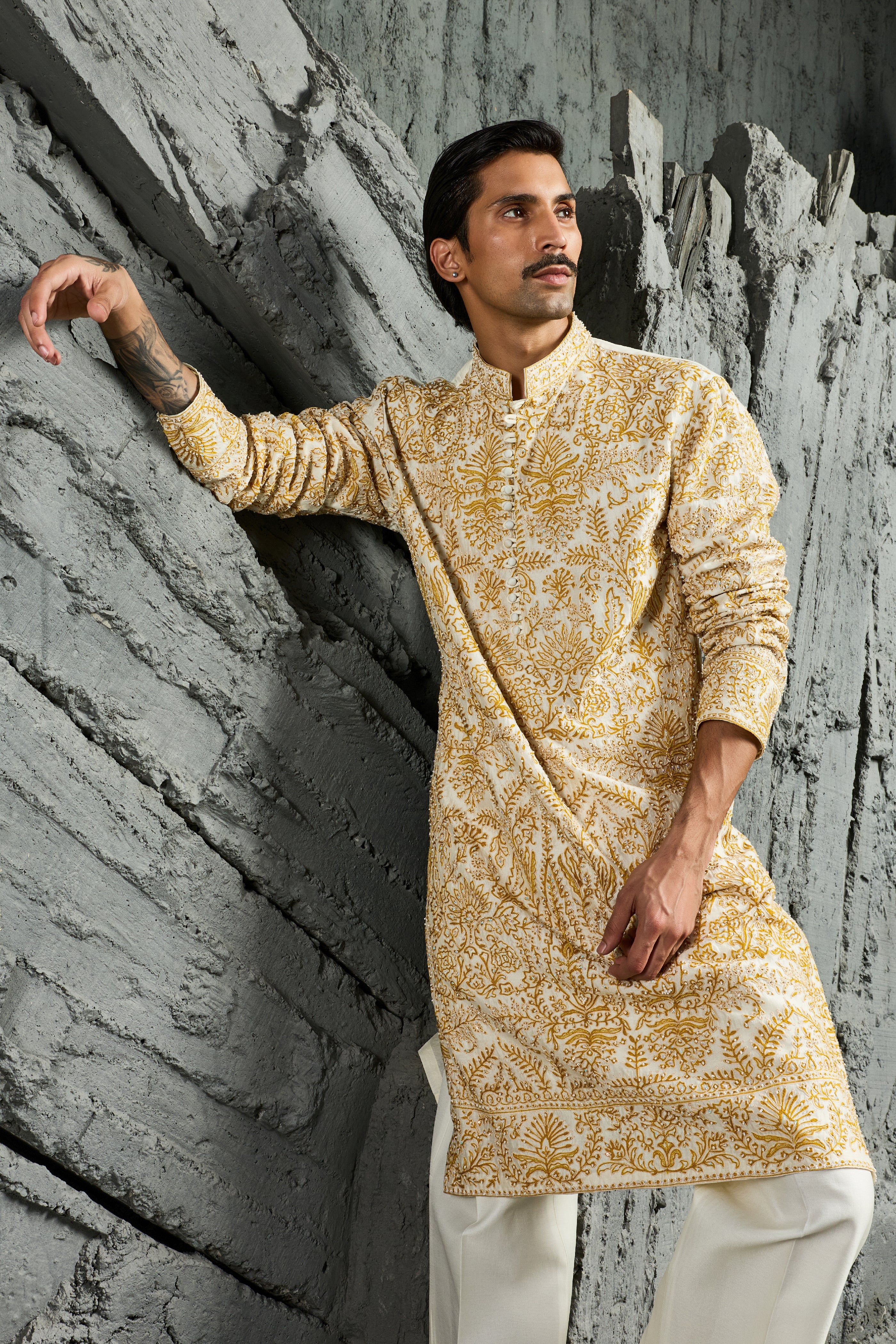 Ivory Gulzar Kurta Set