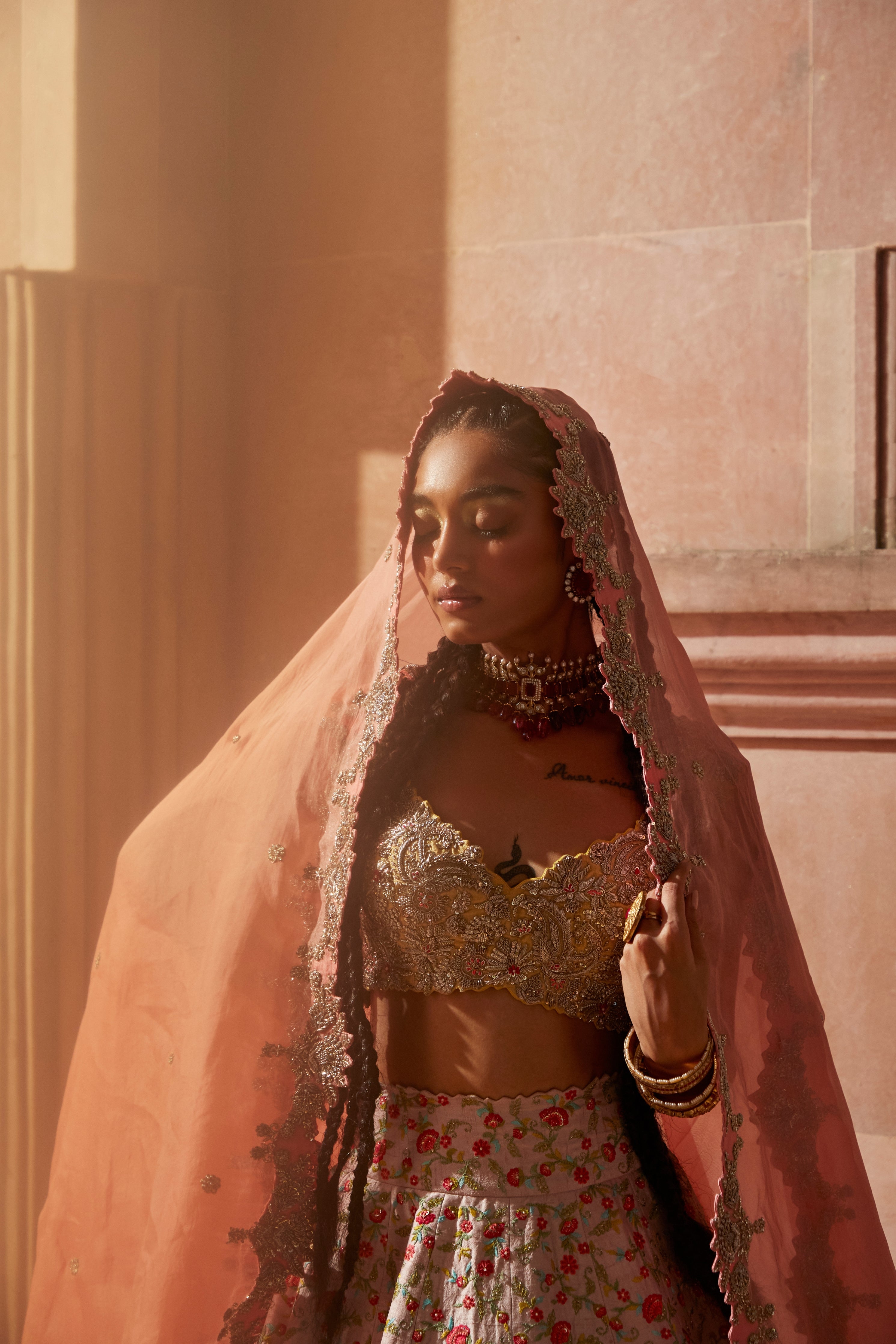 Nemali lata lehenga