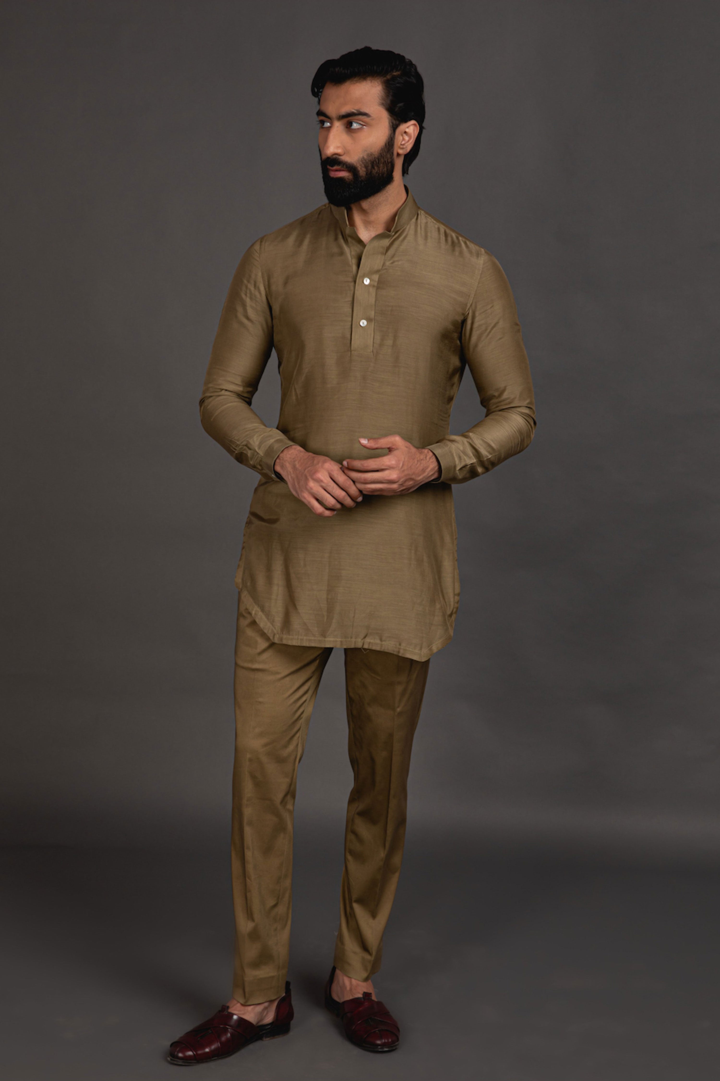 Inara Motif Achkan Set
