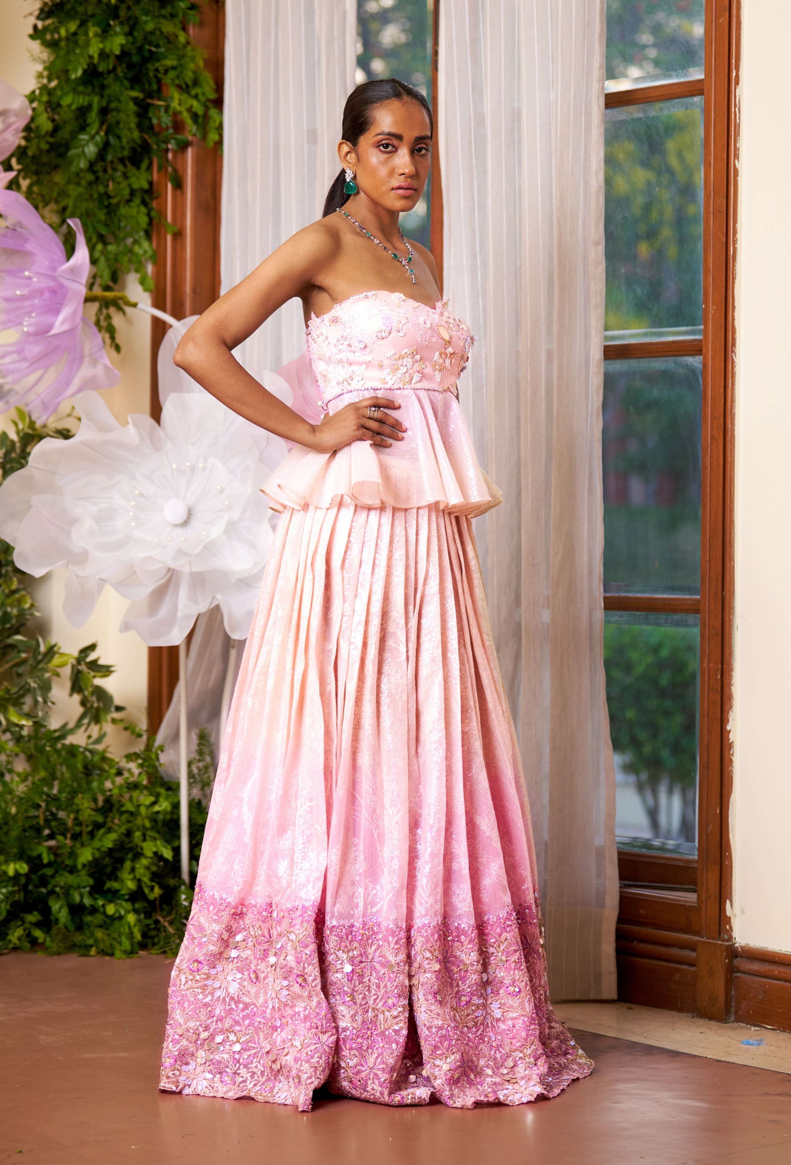 Anahira Lehenga
