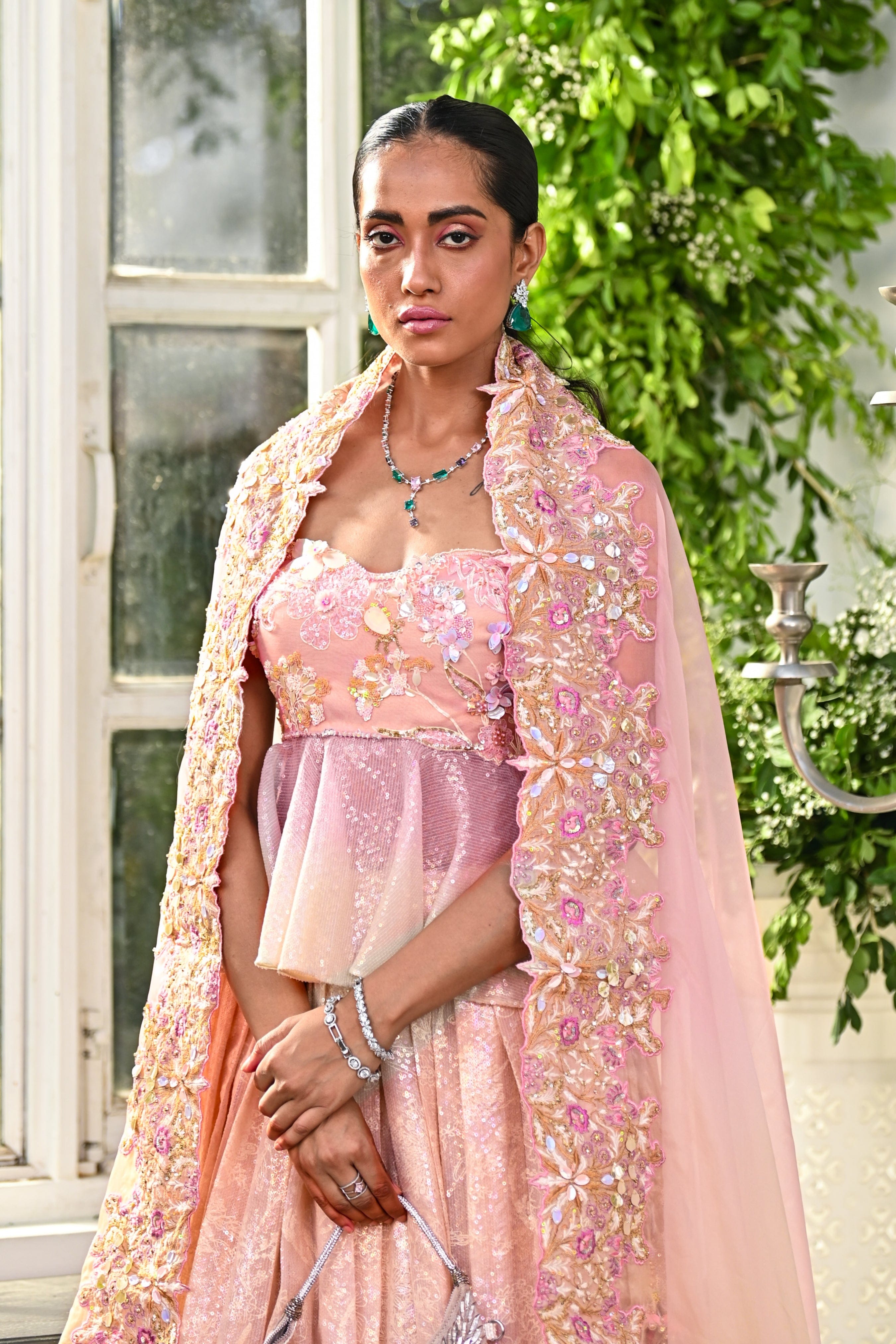 Anahira Lehenga