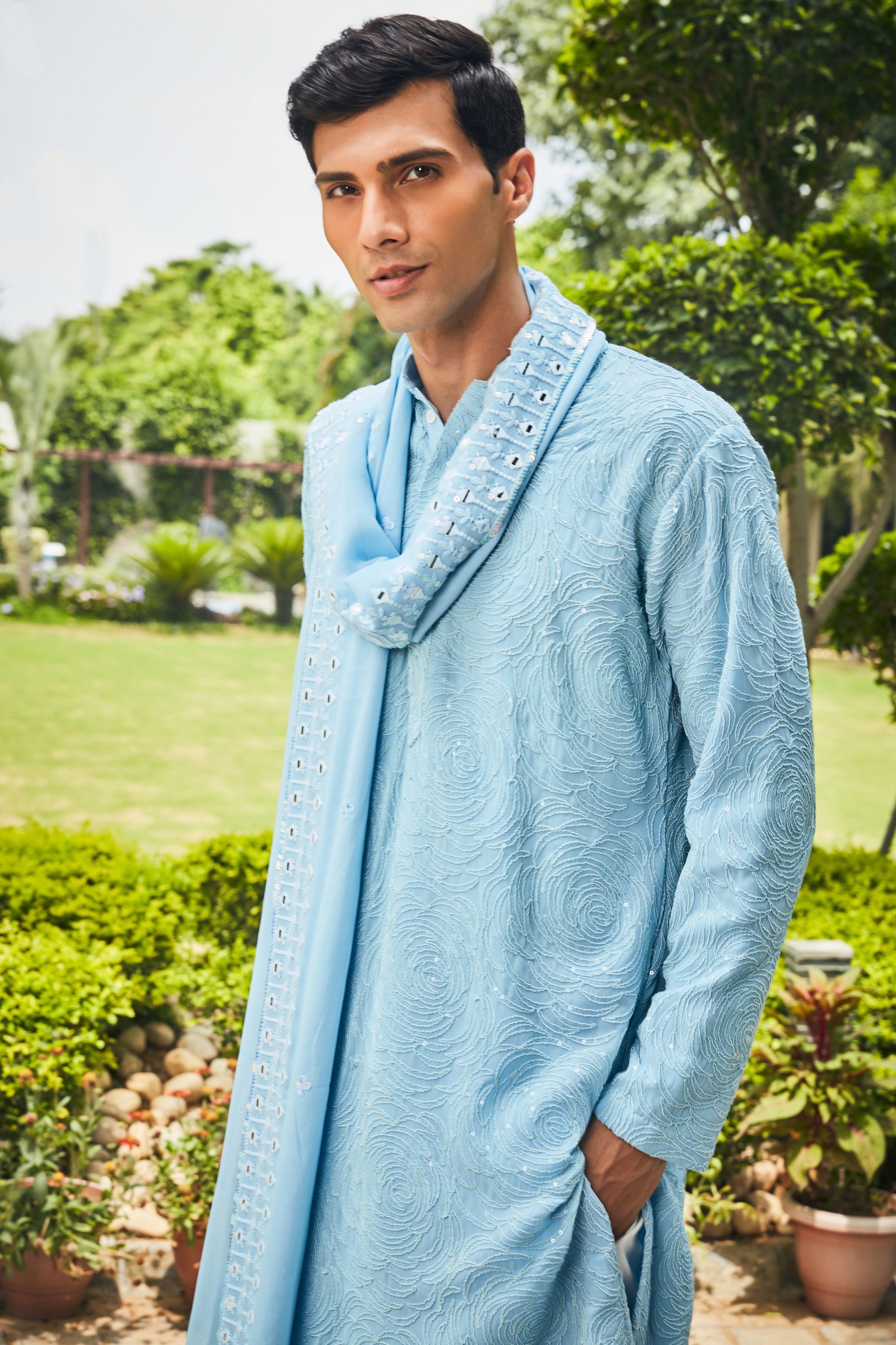 Udvah Kurta Set
