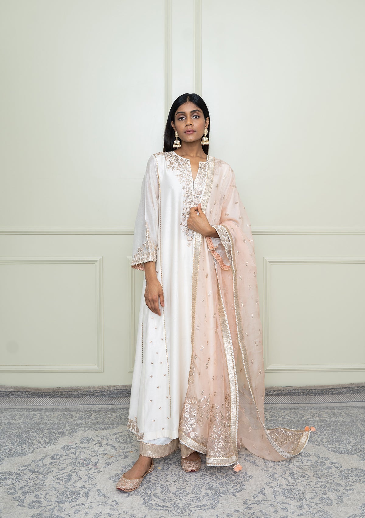 Baarizah-Daisy Ivory Embroidered Choga Kurta Set