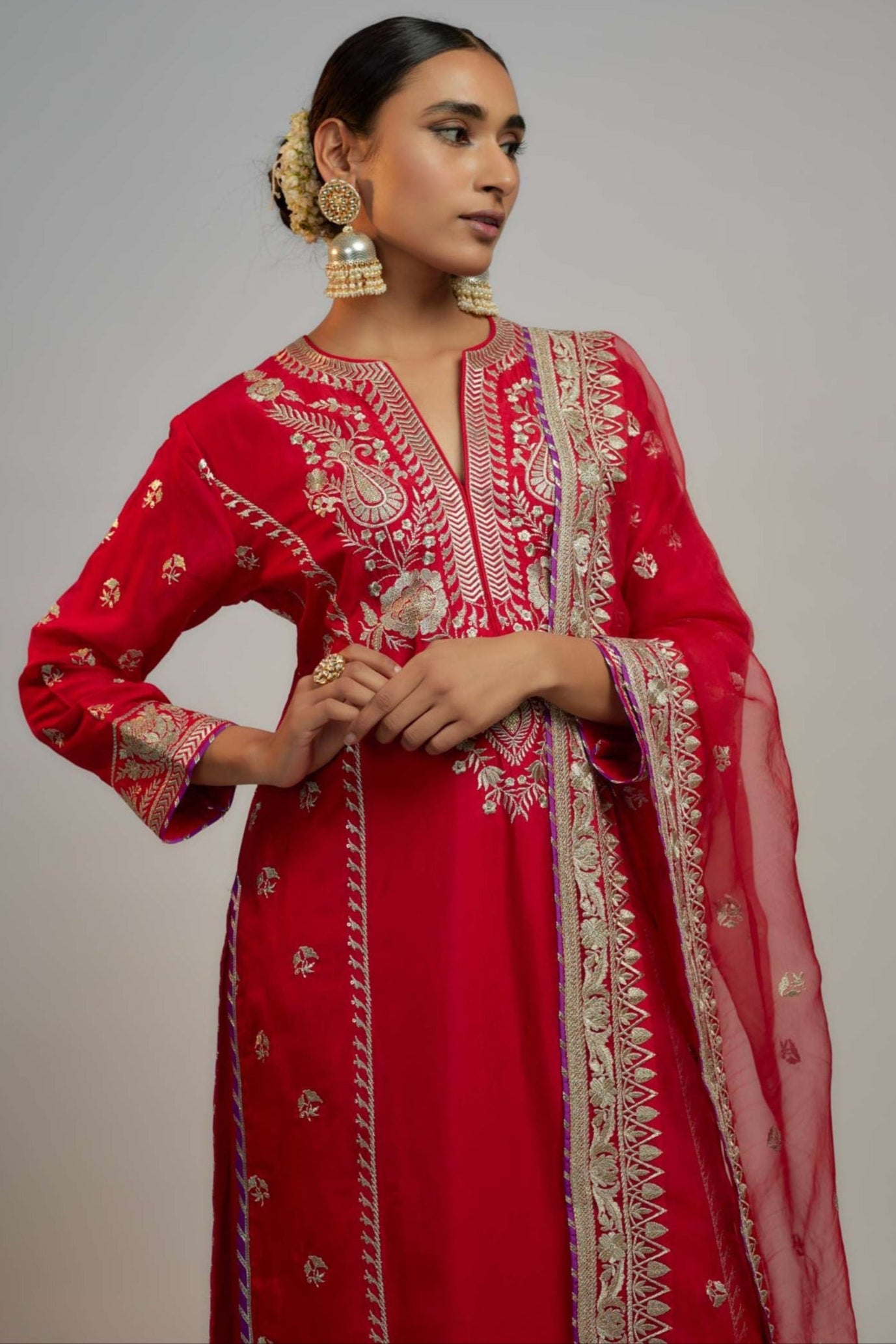 Amaya Palazzo set