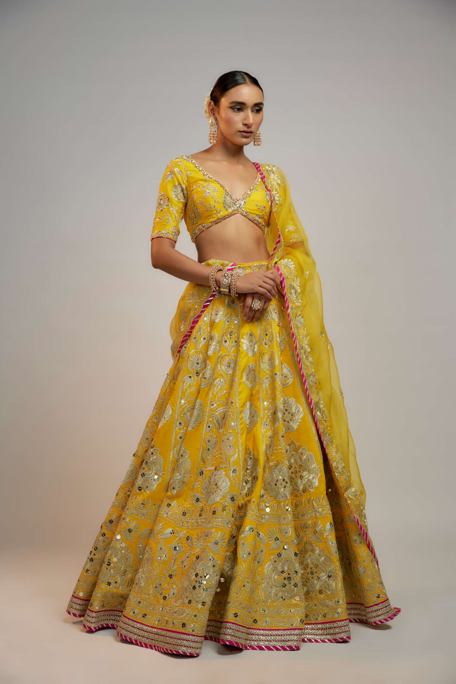 Sara Lehenga Set