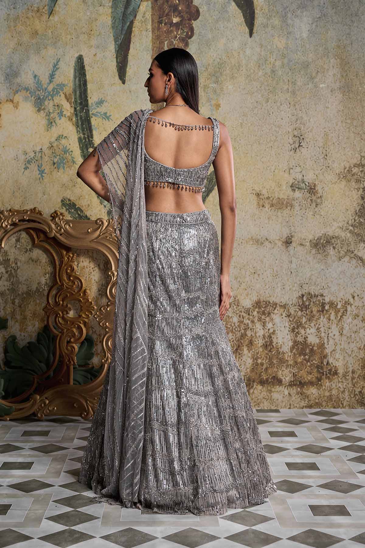 Silver Abstract Sequince Embellished Saree Set