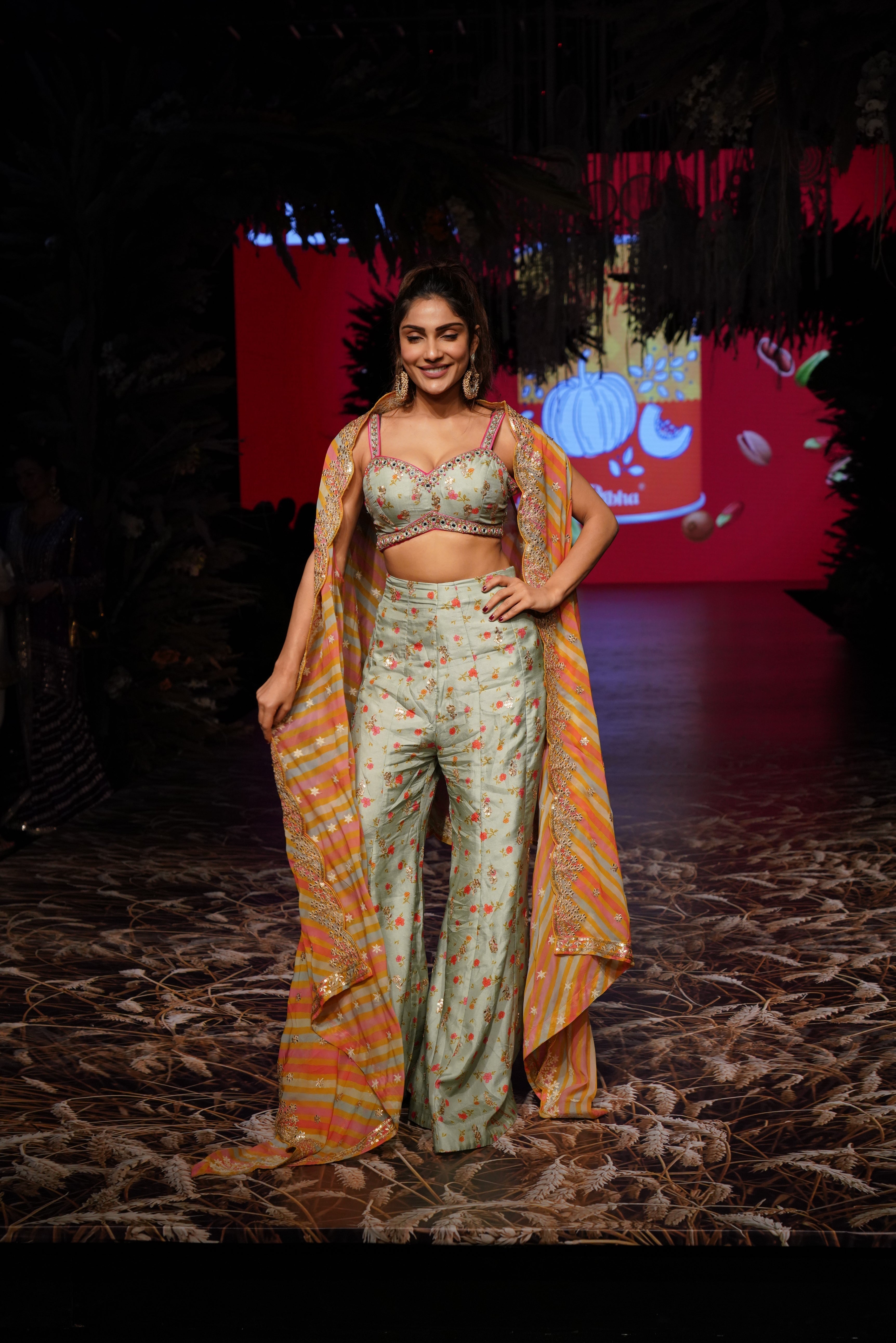 Rashida Panel Pant With Cape -Ishita Raj
