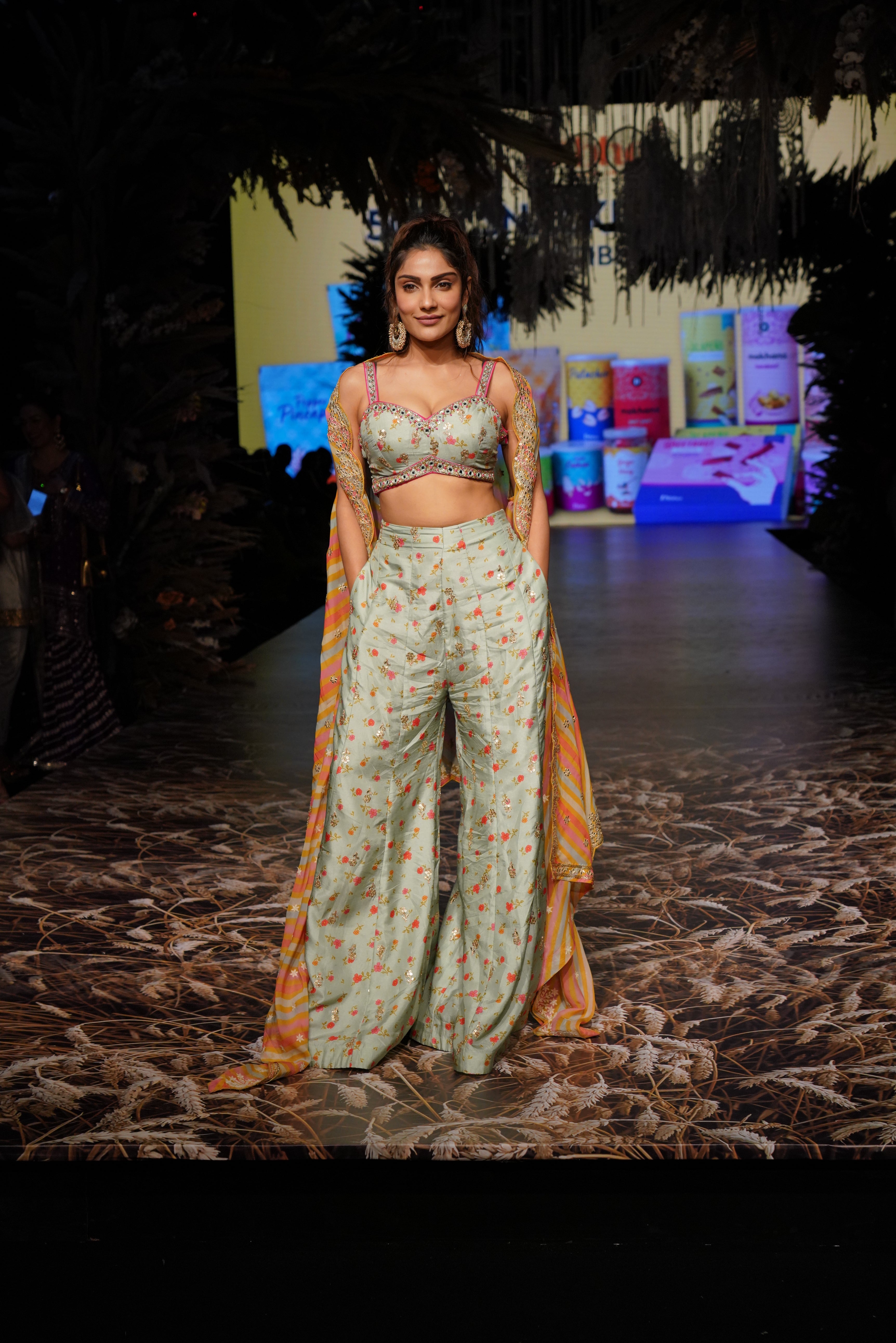 Rashida Panel Pant With Cape -Ishita Raj
