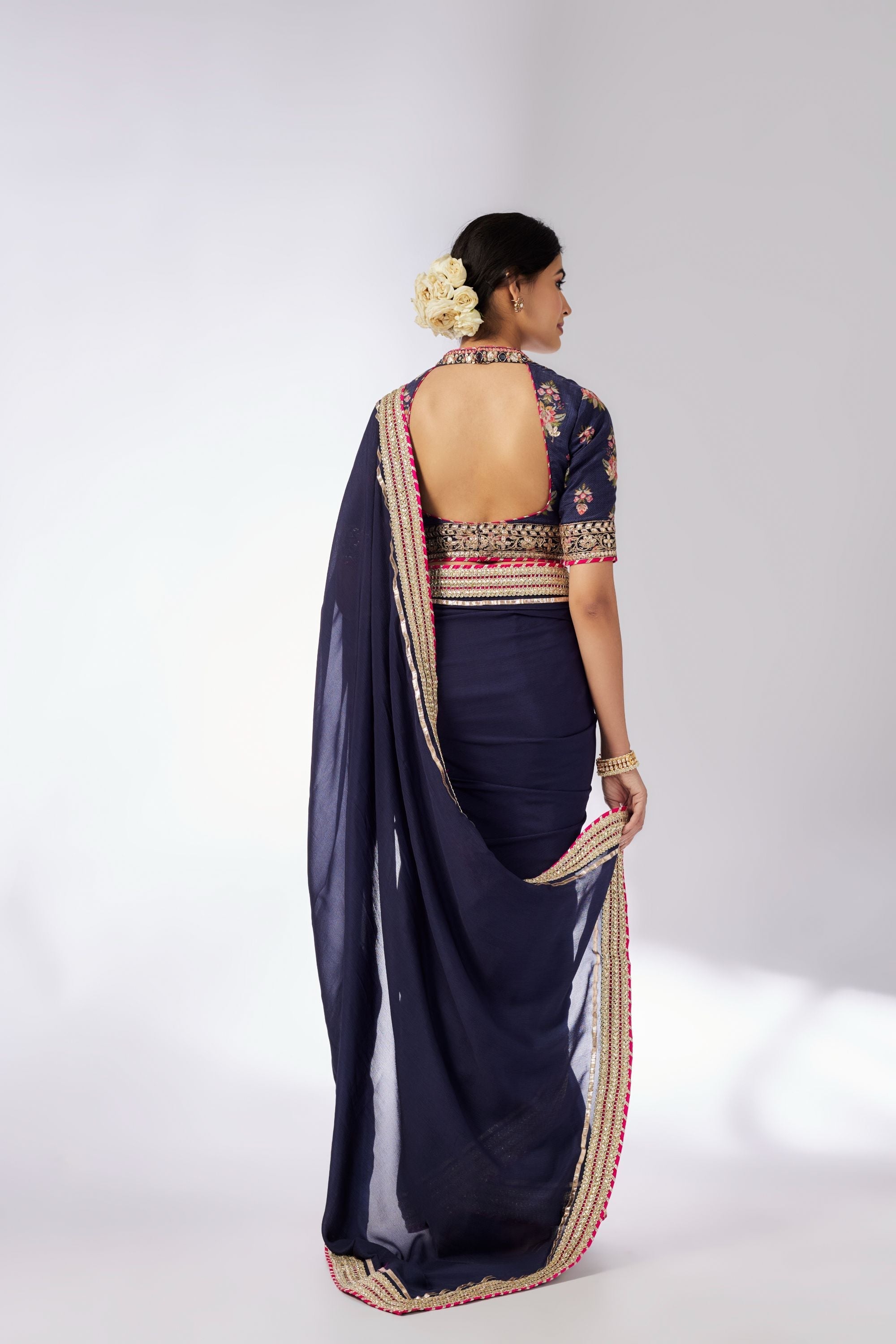 Anisha Saree Set-Astha Gill