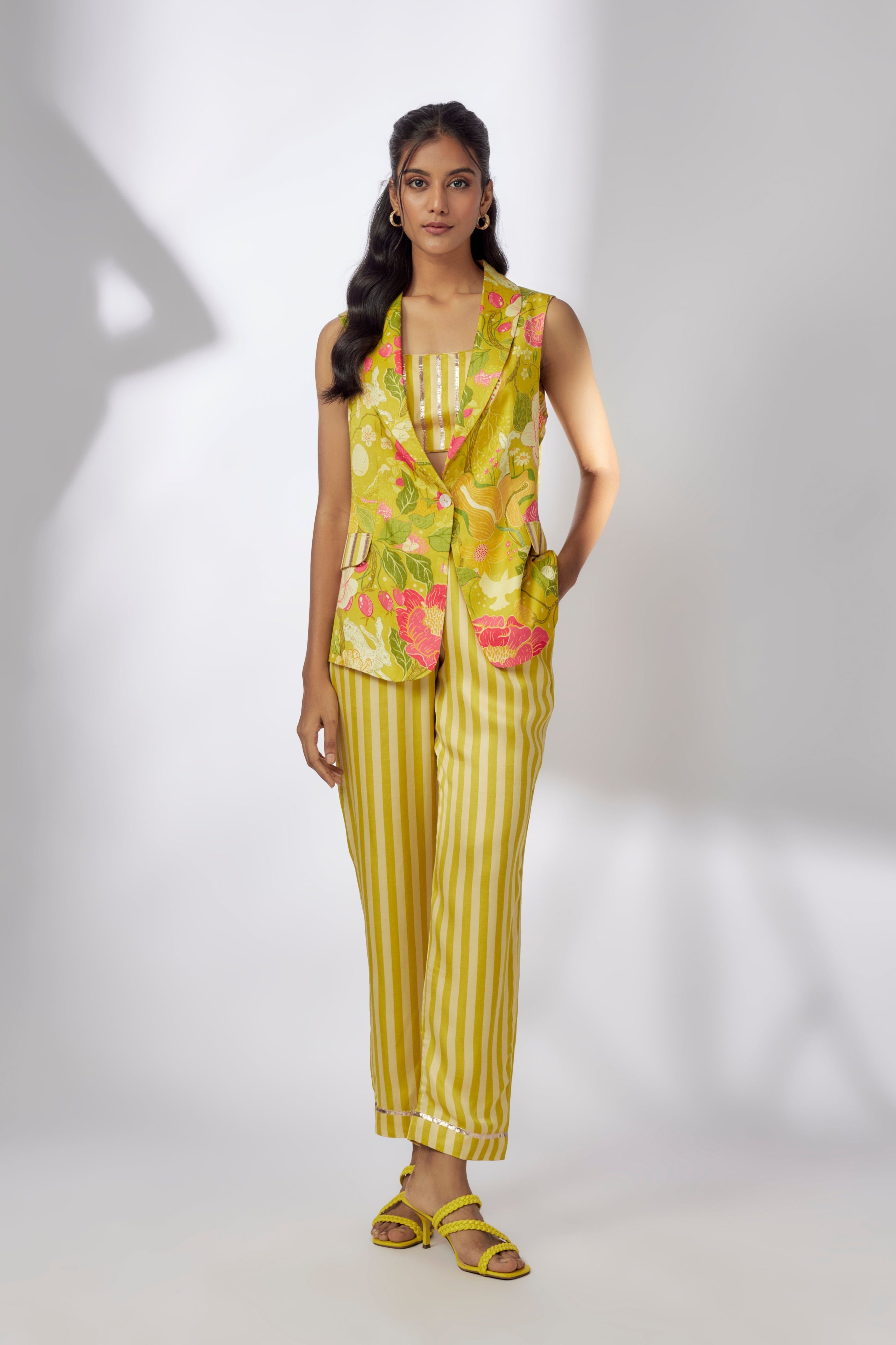 Orchid Bageecha Jacket Set