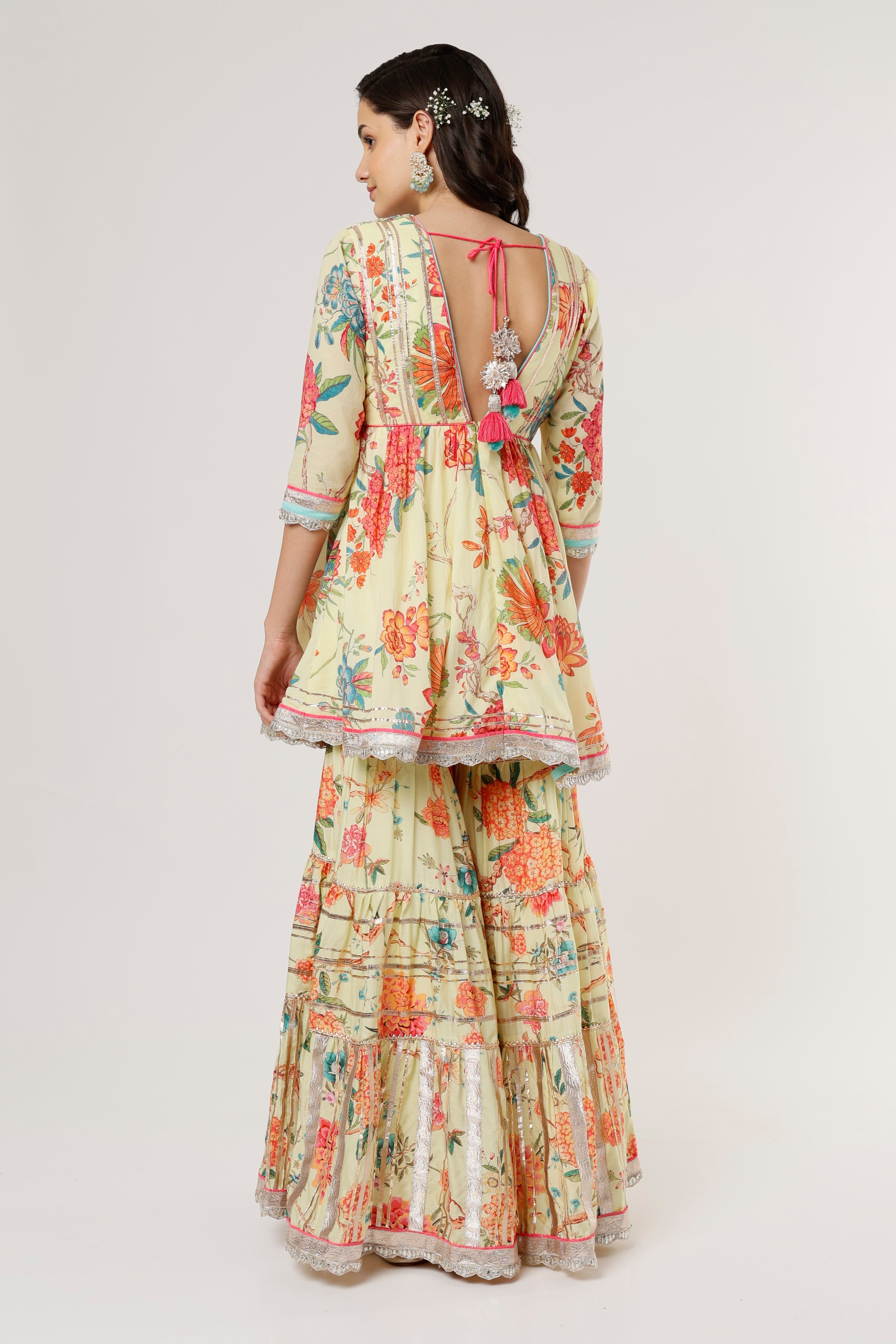 Arira V neck peplum sharara Set