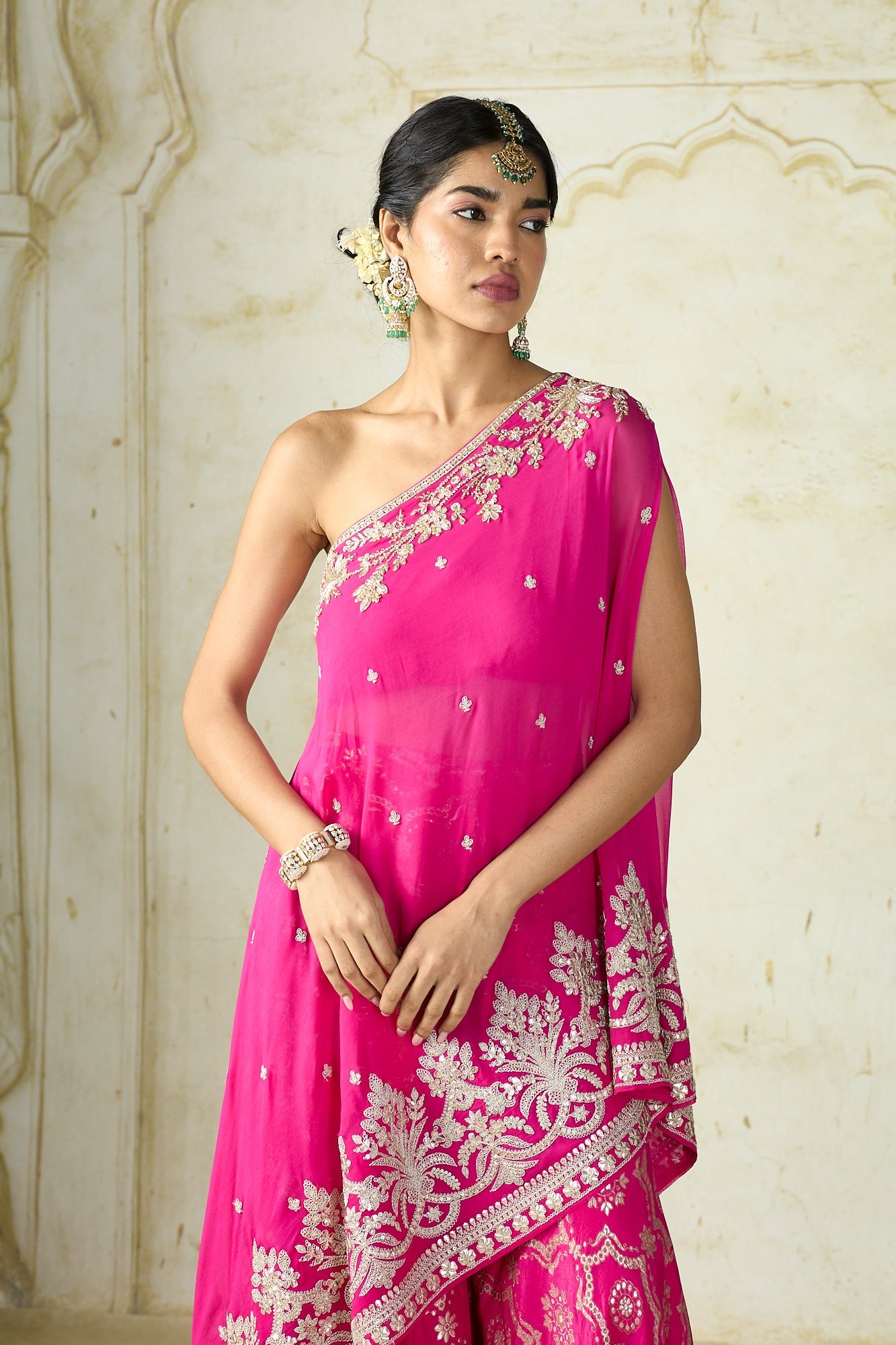 Areesha One Shoulder Set