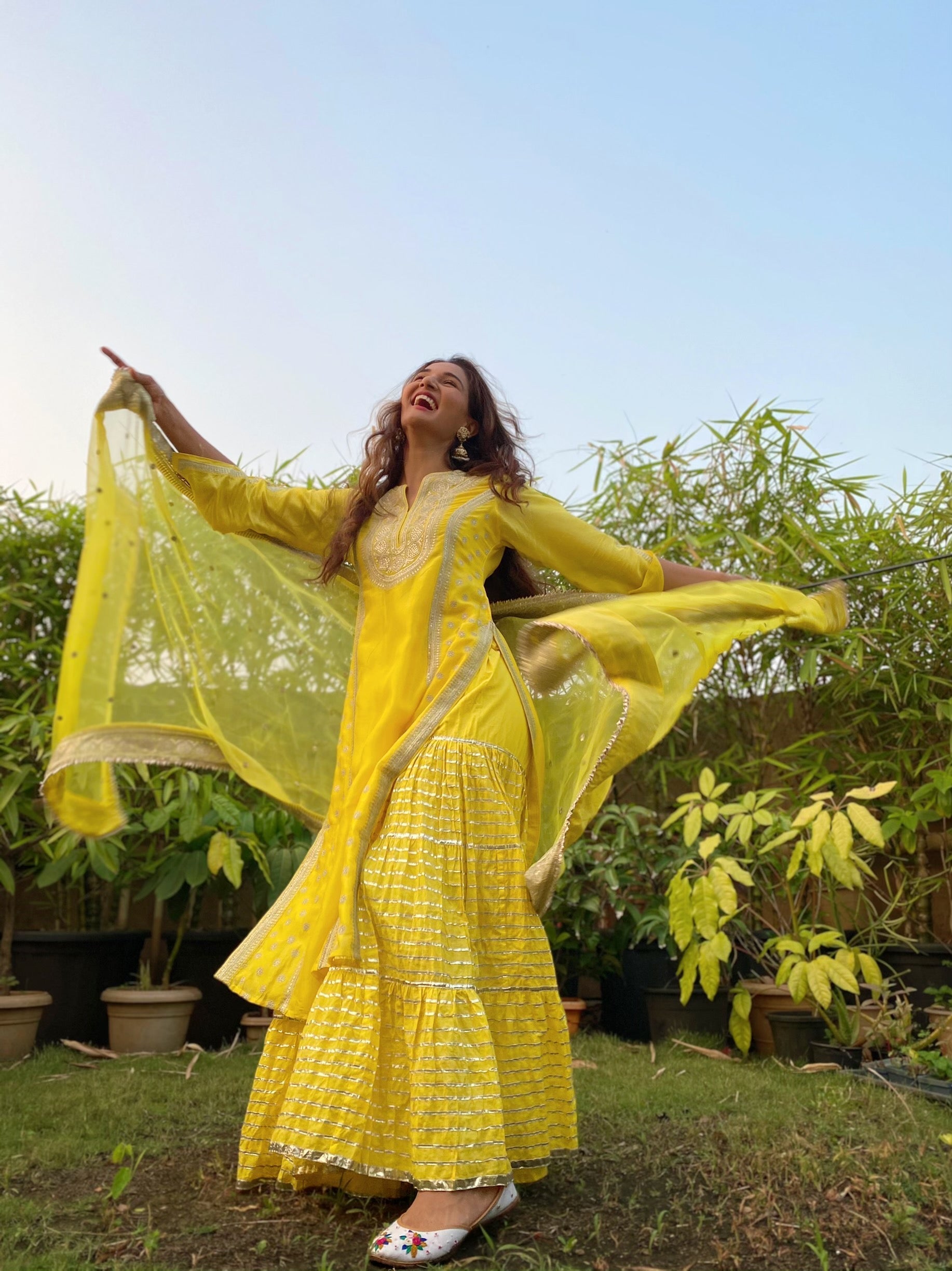 Muzzafar Sharara Set - Mukti Mohan