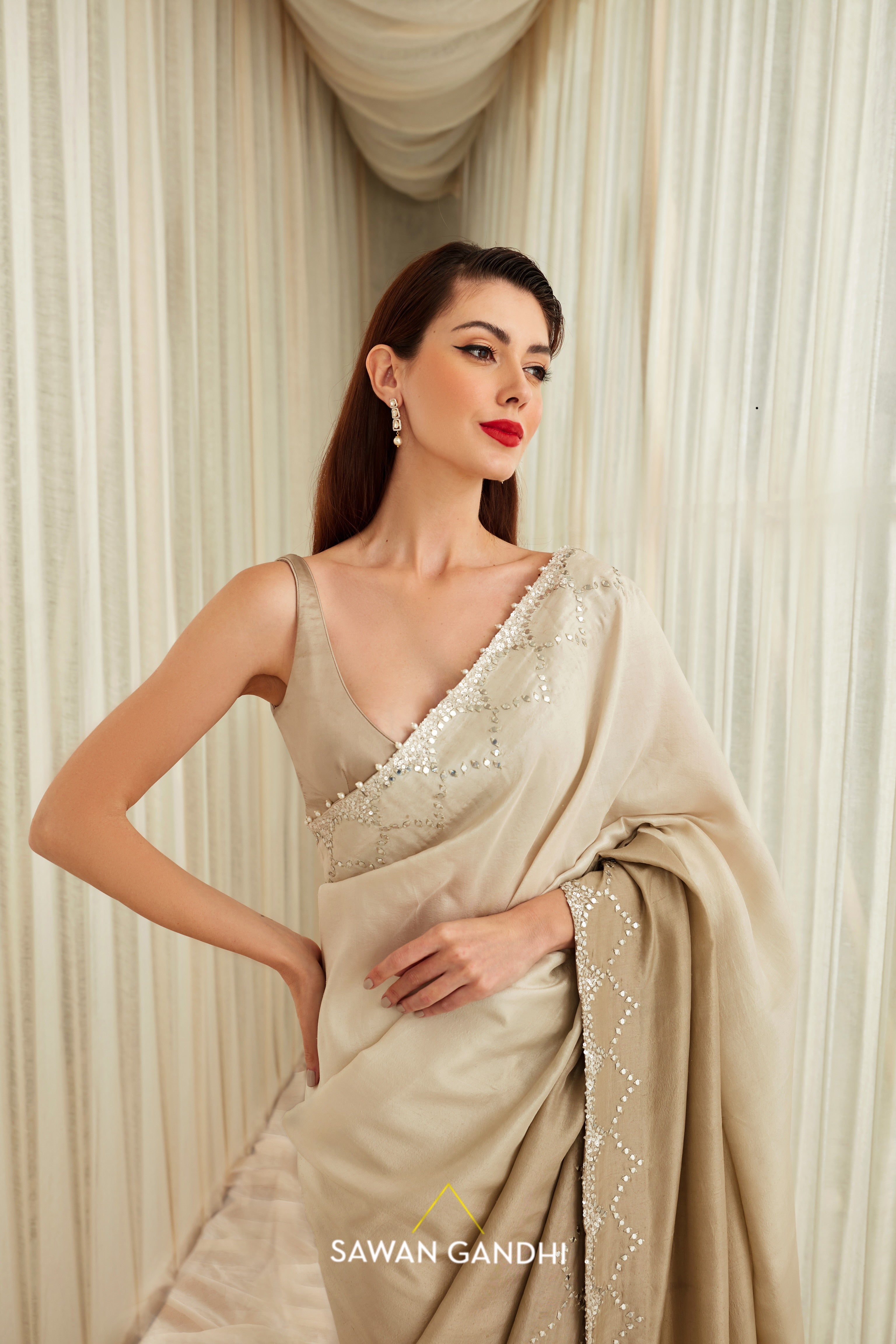 Beige Grey ombree saree set