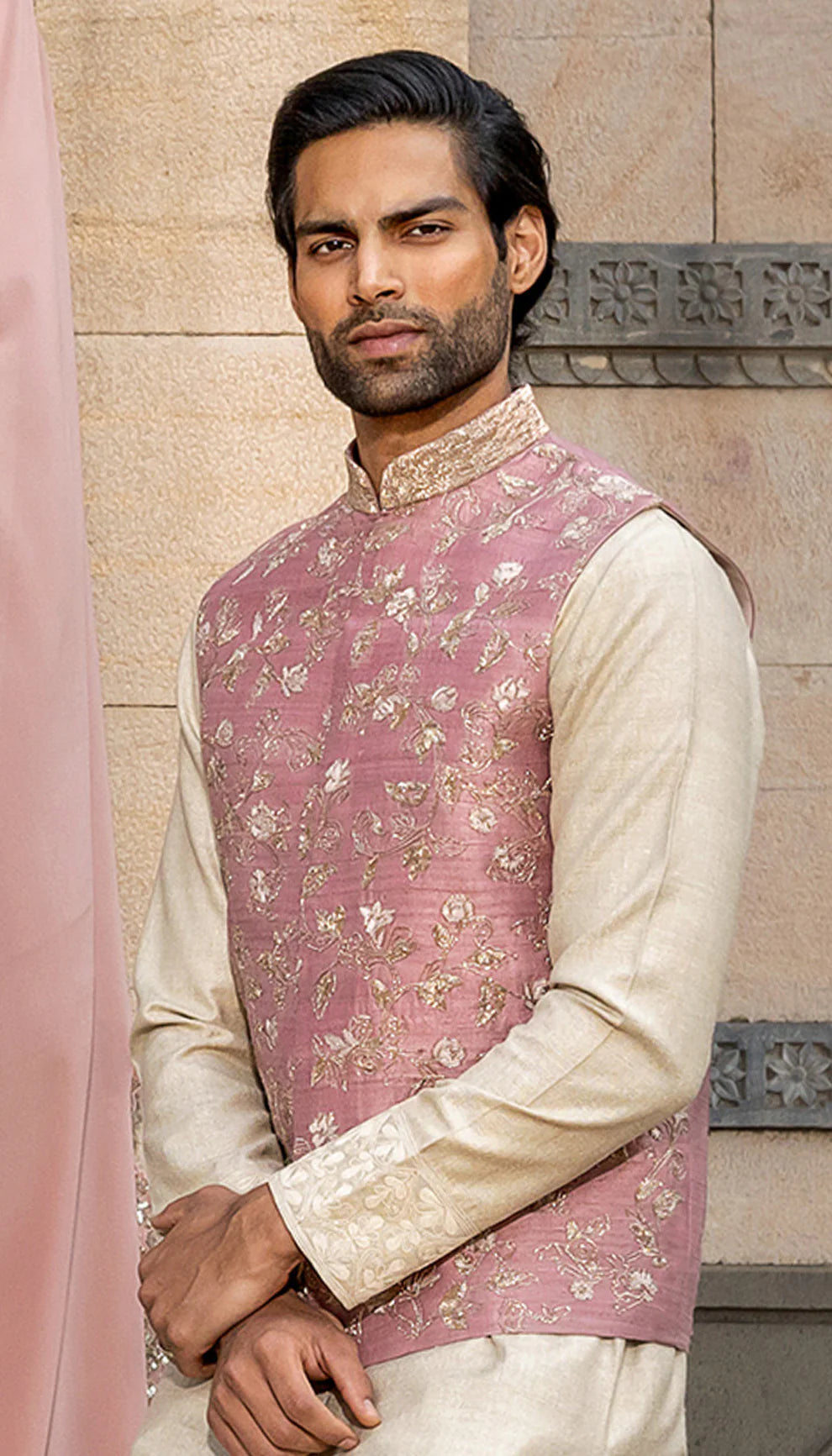 A Vintage Rose Pink Raw Silk Pita Jaal Bundi