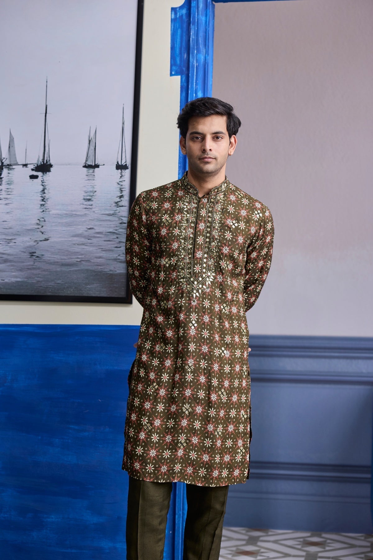 Olive Butta Highlighted Kurta With Solid Pants