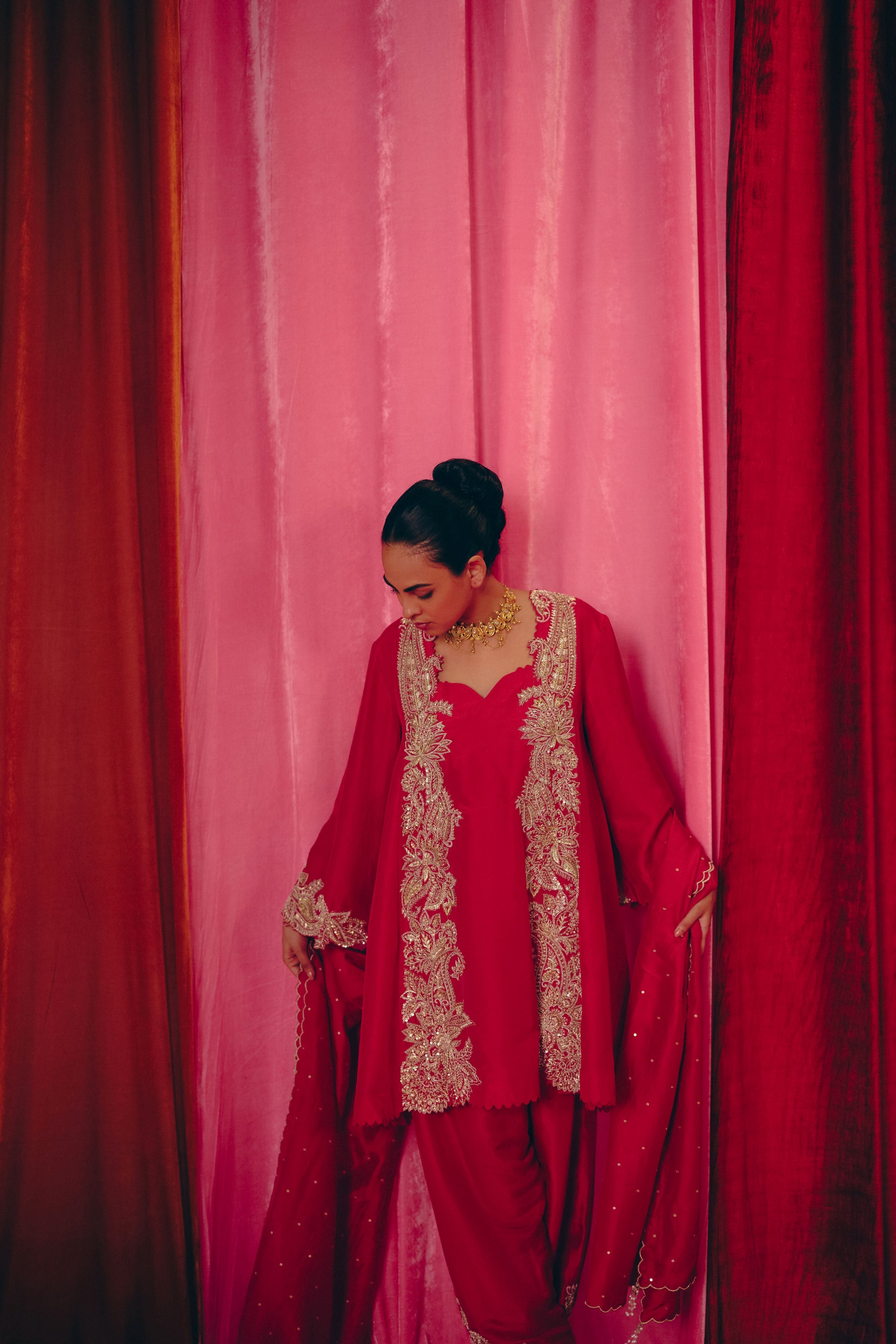 Adhira Kurta Set