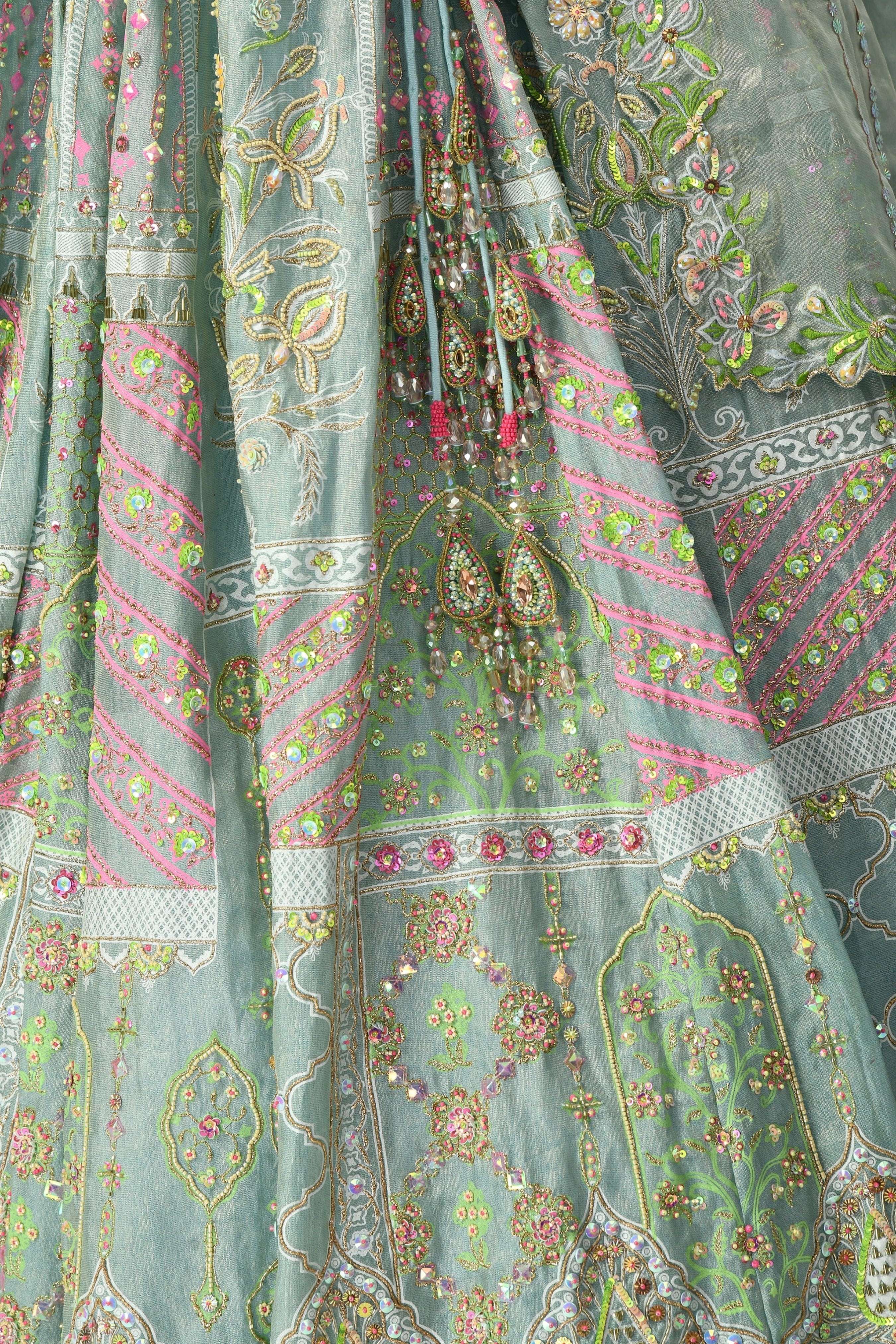 Mira Lehenga