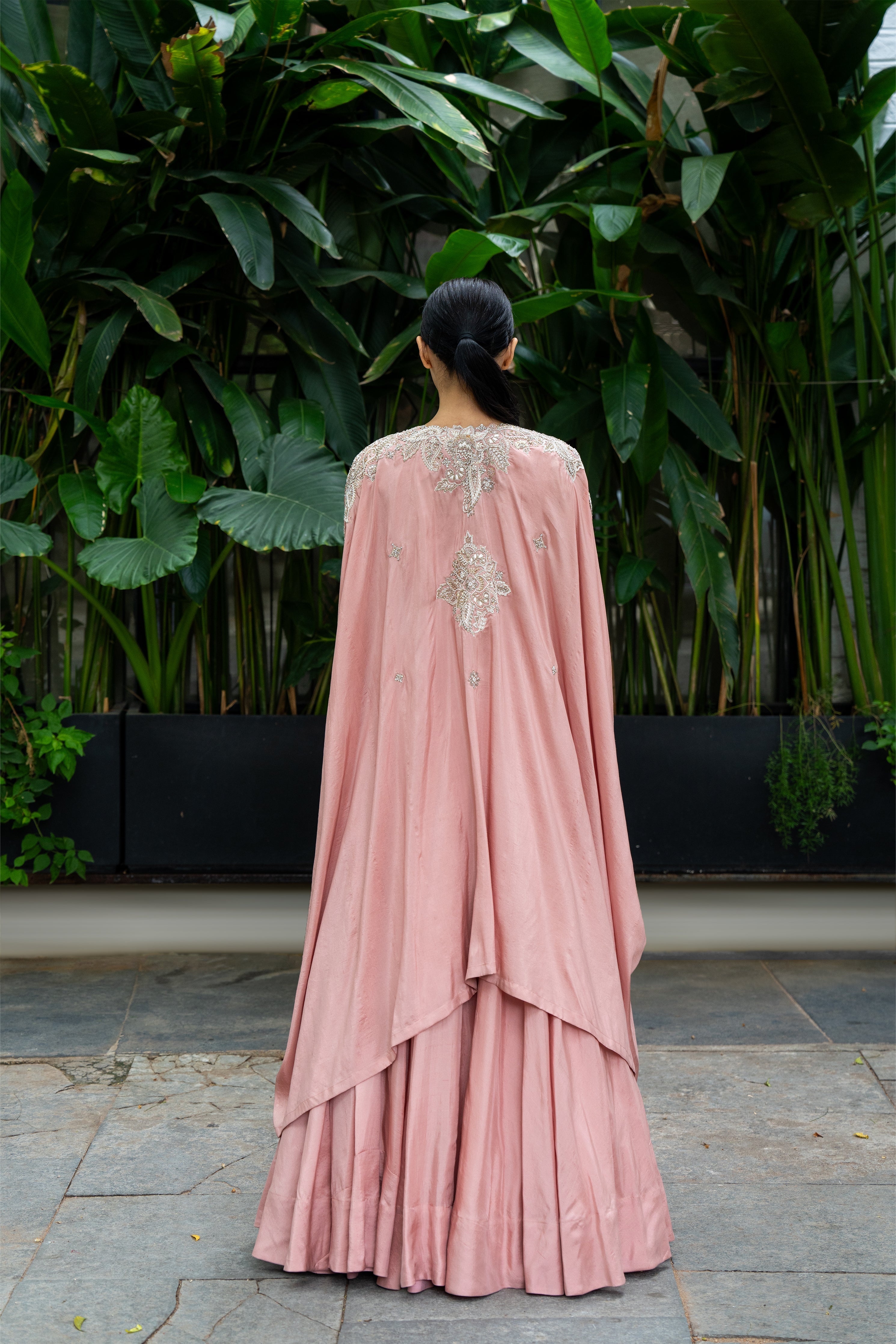 Juhi Cape Set