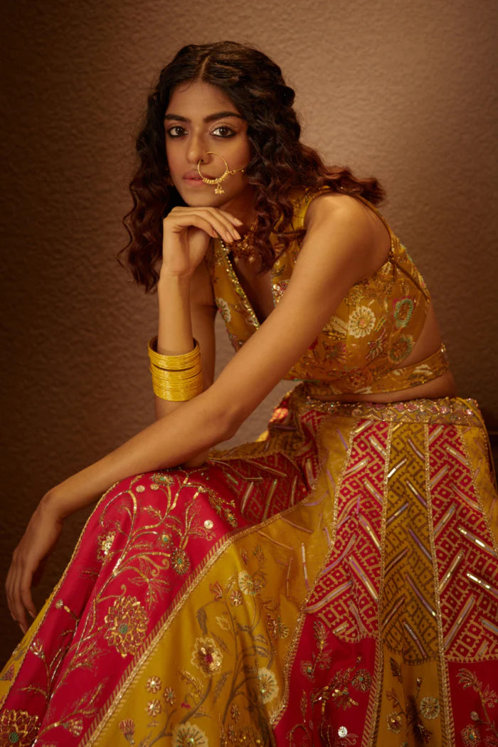 Paakhi Lehenga Set