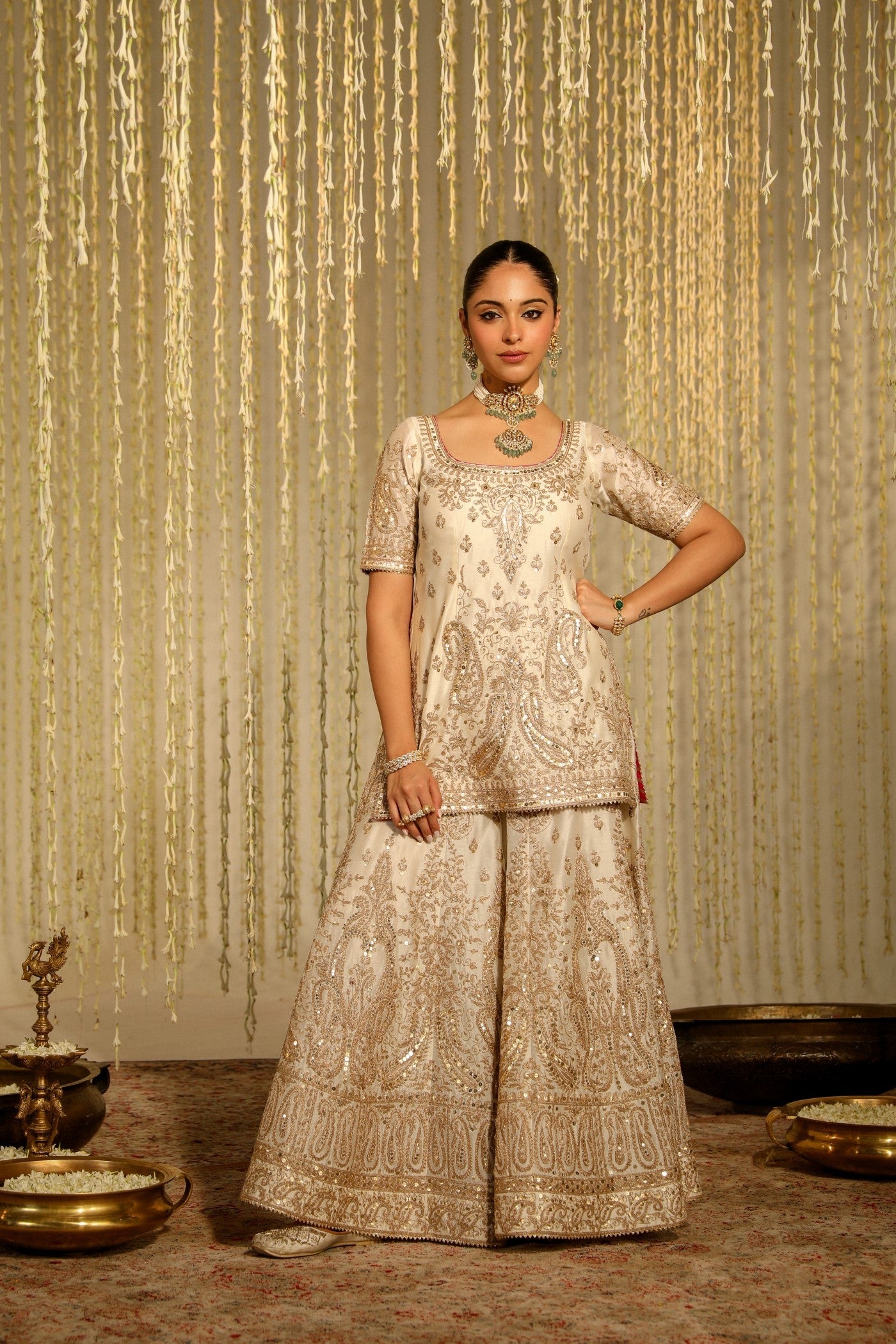 MAZNEEN - DAISY IVORY SHARARA
