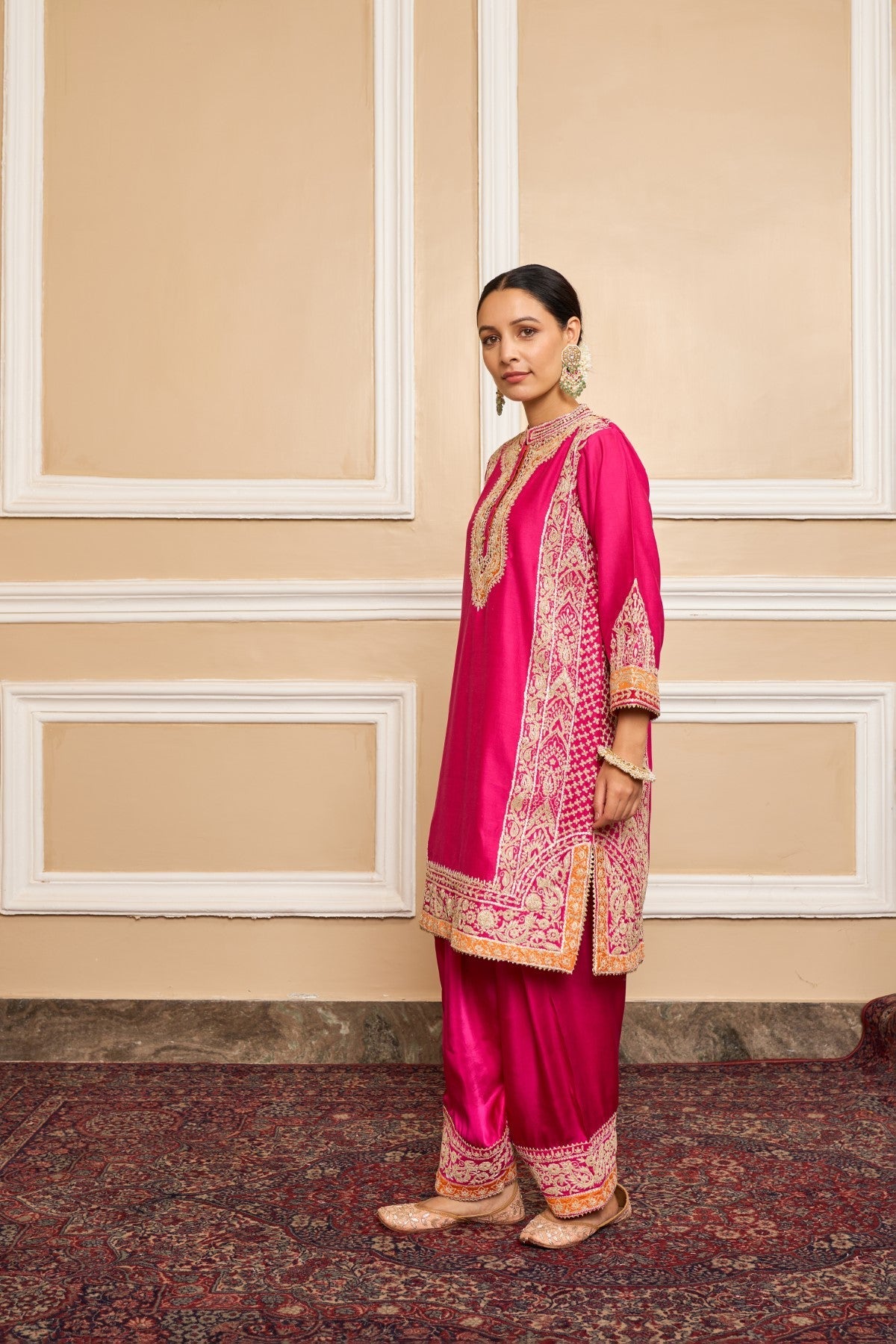 NAAYAAB - HOTPINK SHORT KURTA WITH SALWAR AND DUPATTA (LXRTS)