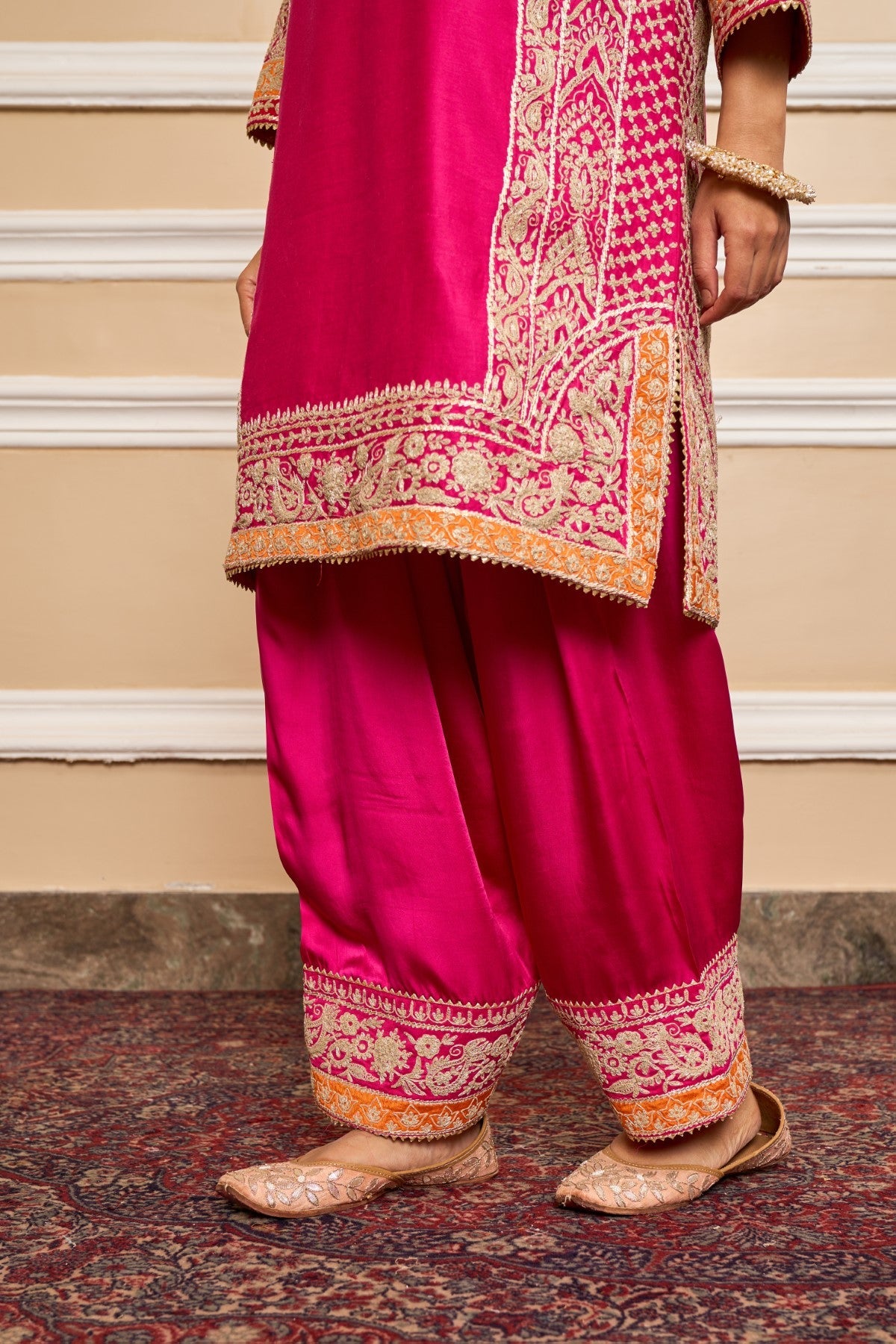 NAAYAAB - HOTPINK SHORT KURTA WITH SALWAR AND DUPATTA (LXRTS)