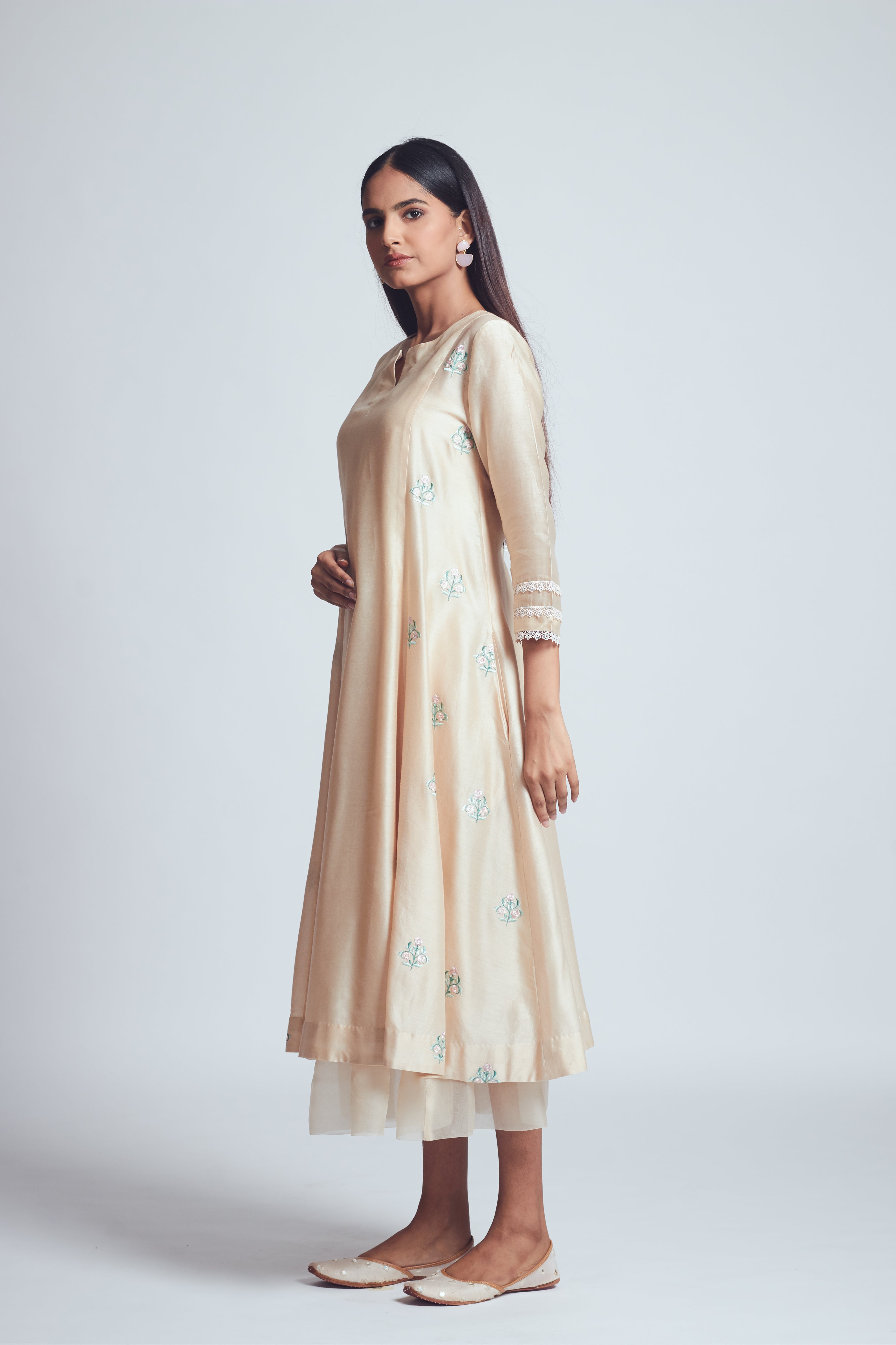 Amna- Daisy ivory twin layer summer dress