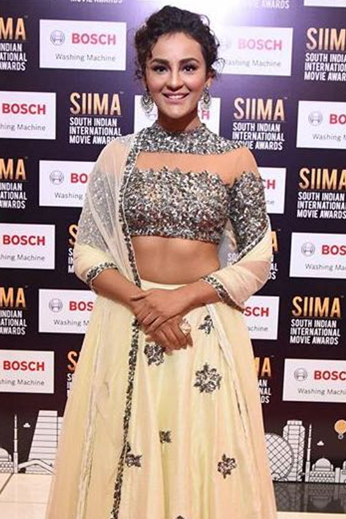 Seeral Kapoor In Rawsilk Lehenga Set
