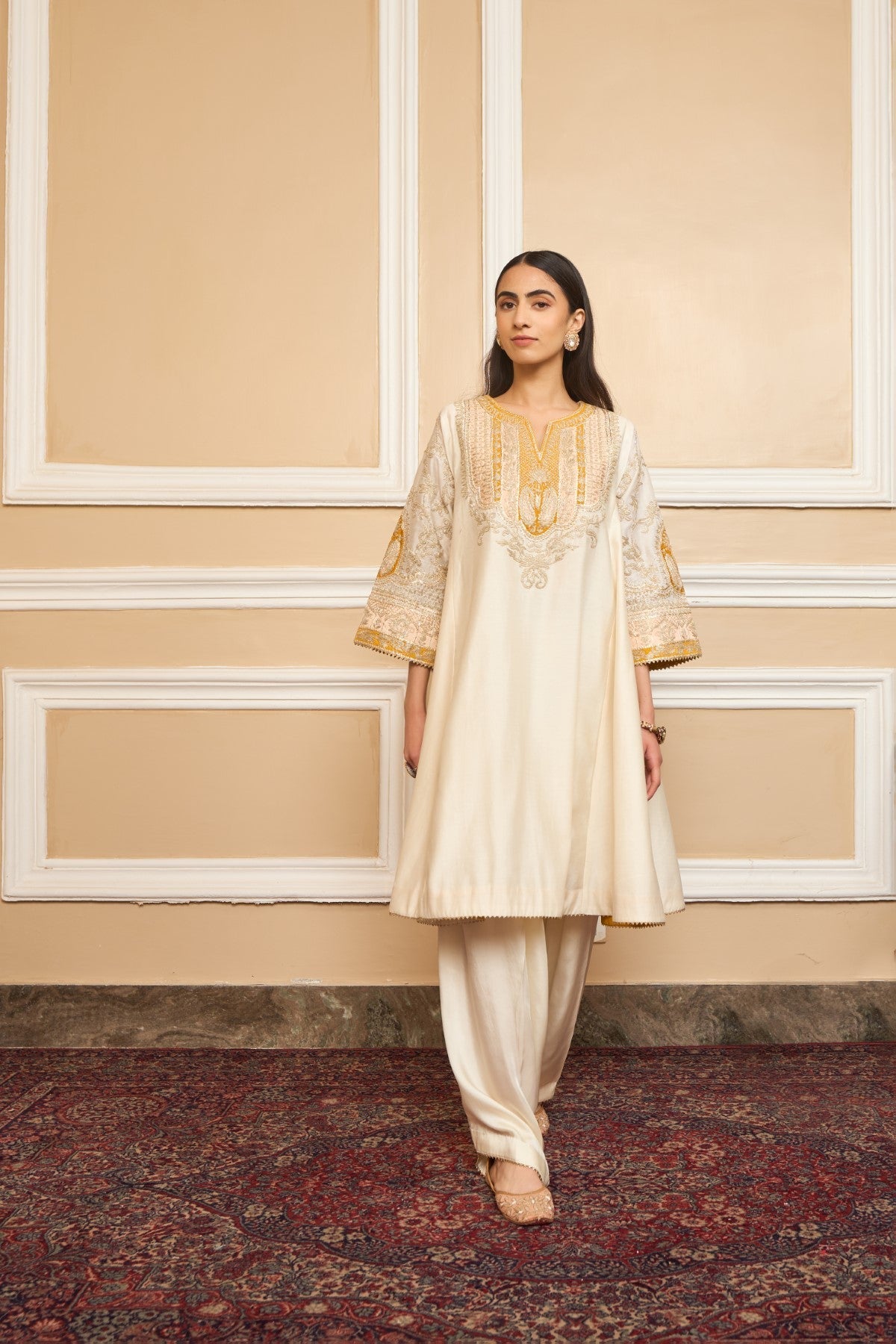 MOHSINA - DAISY IVORY SHORT KALIDAAR CHOGA WITH SALWAR (LXRTS)
