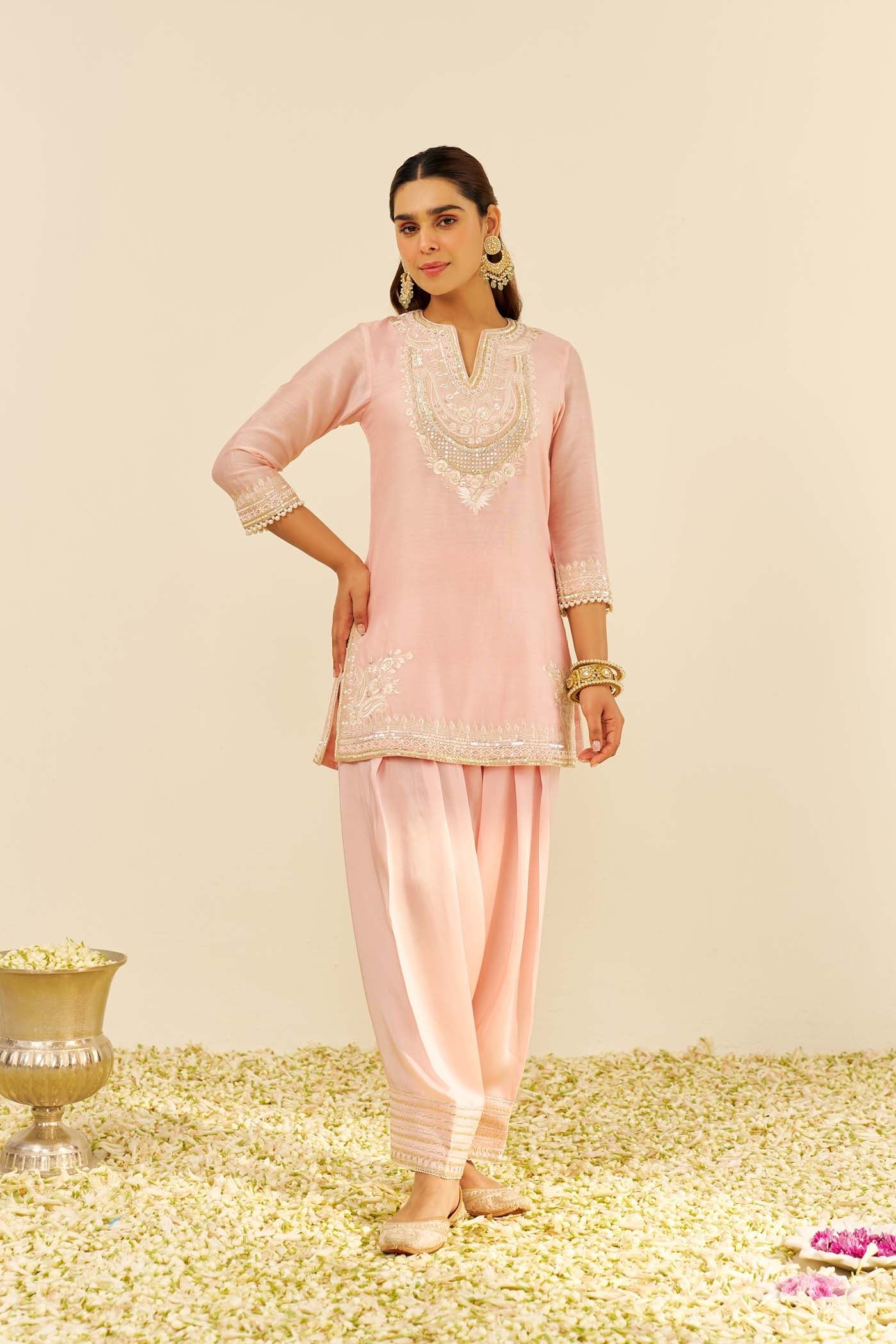 Aamna Sharif In Sara - Short Kurta With Salwar