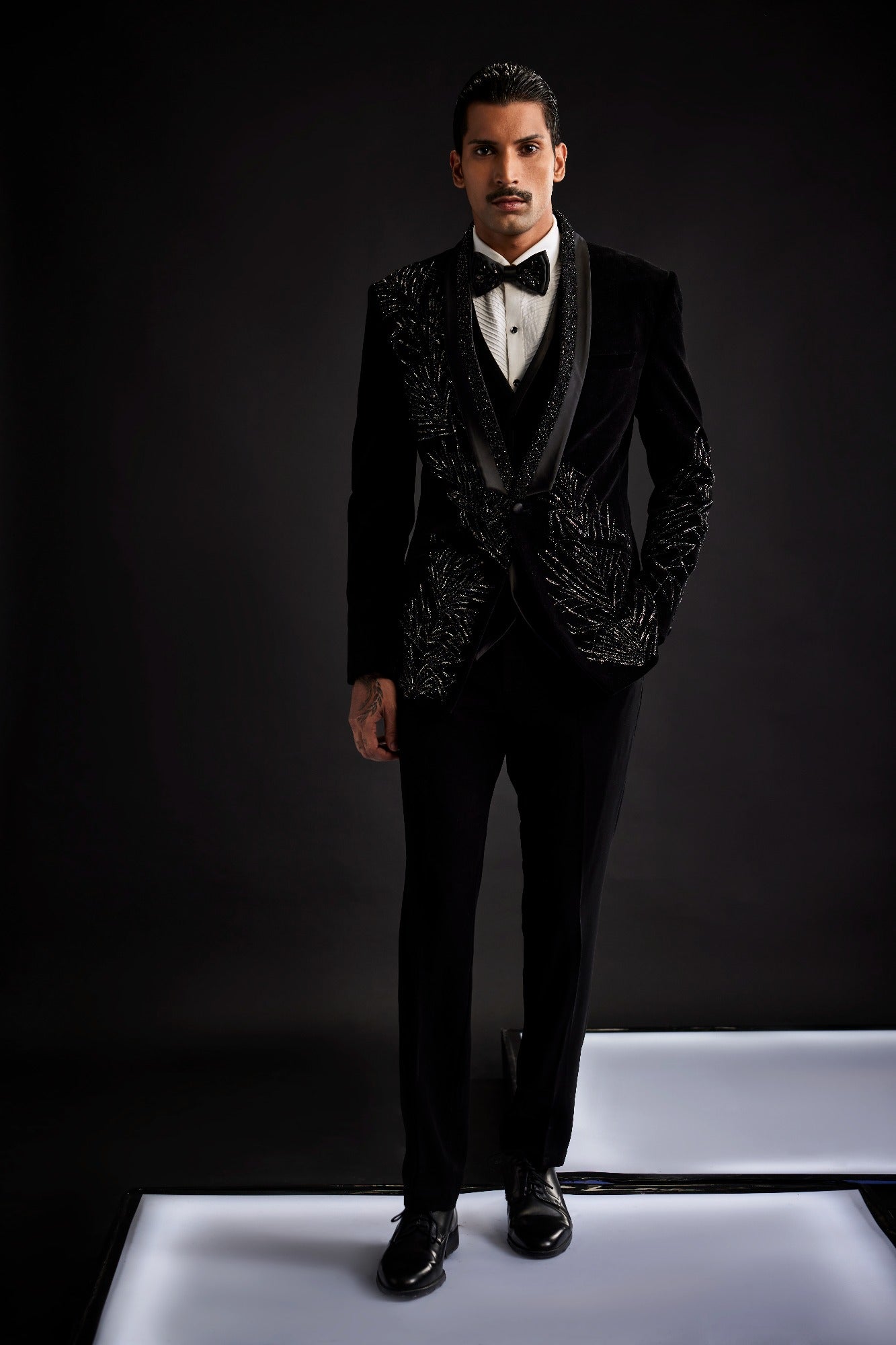 Black Highlighted Collar Tuxedo